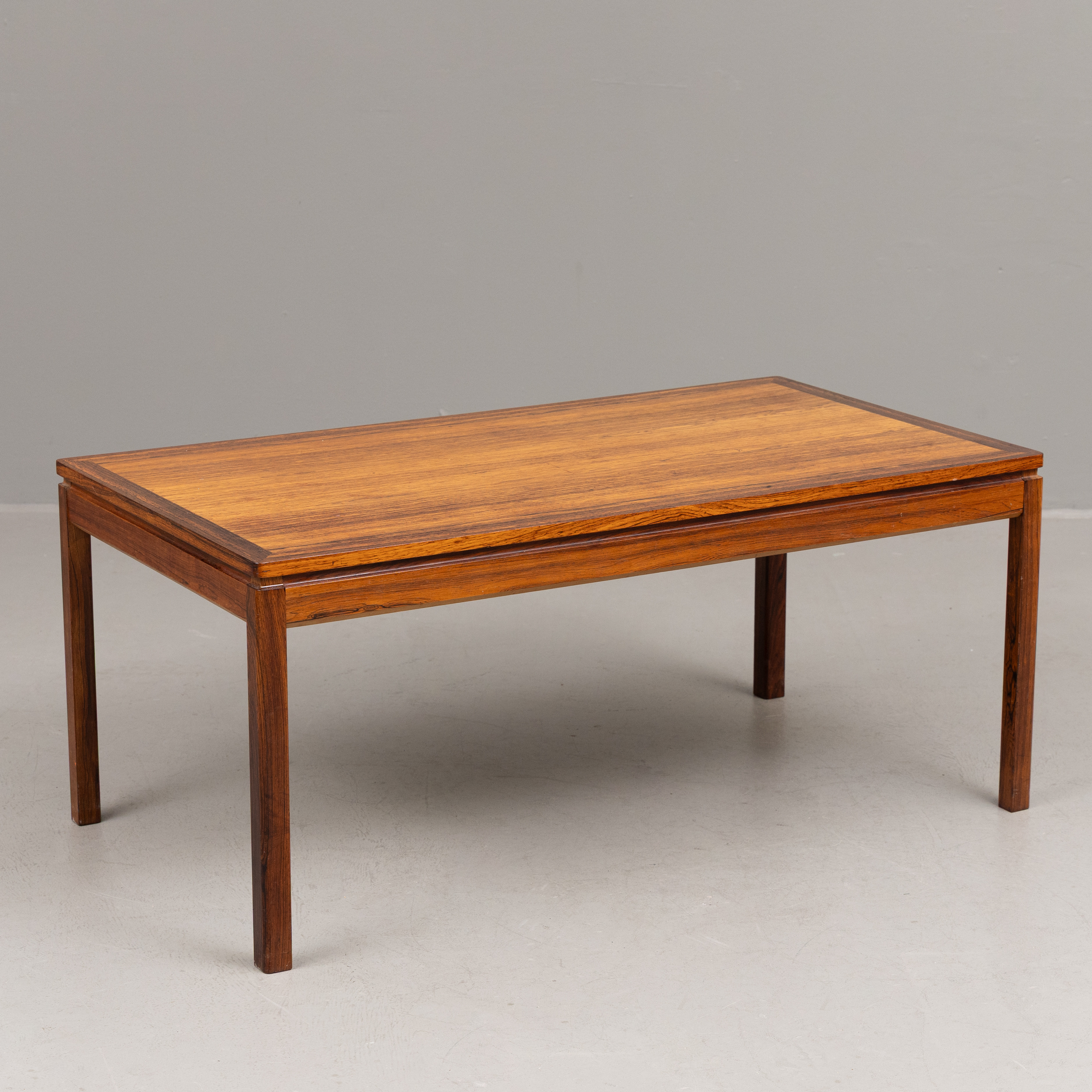 YNGVAR SANDSTRÖM. Soffbord, palisander, Säffle Möbelfabrik.