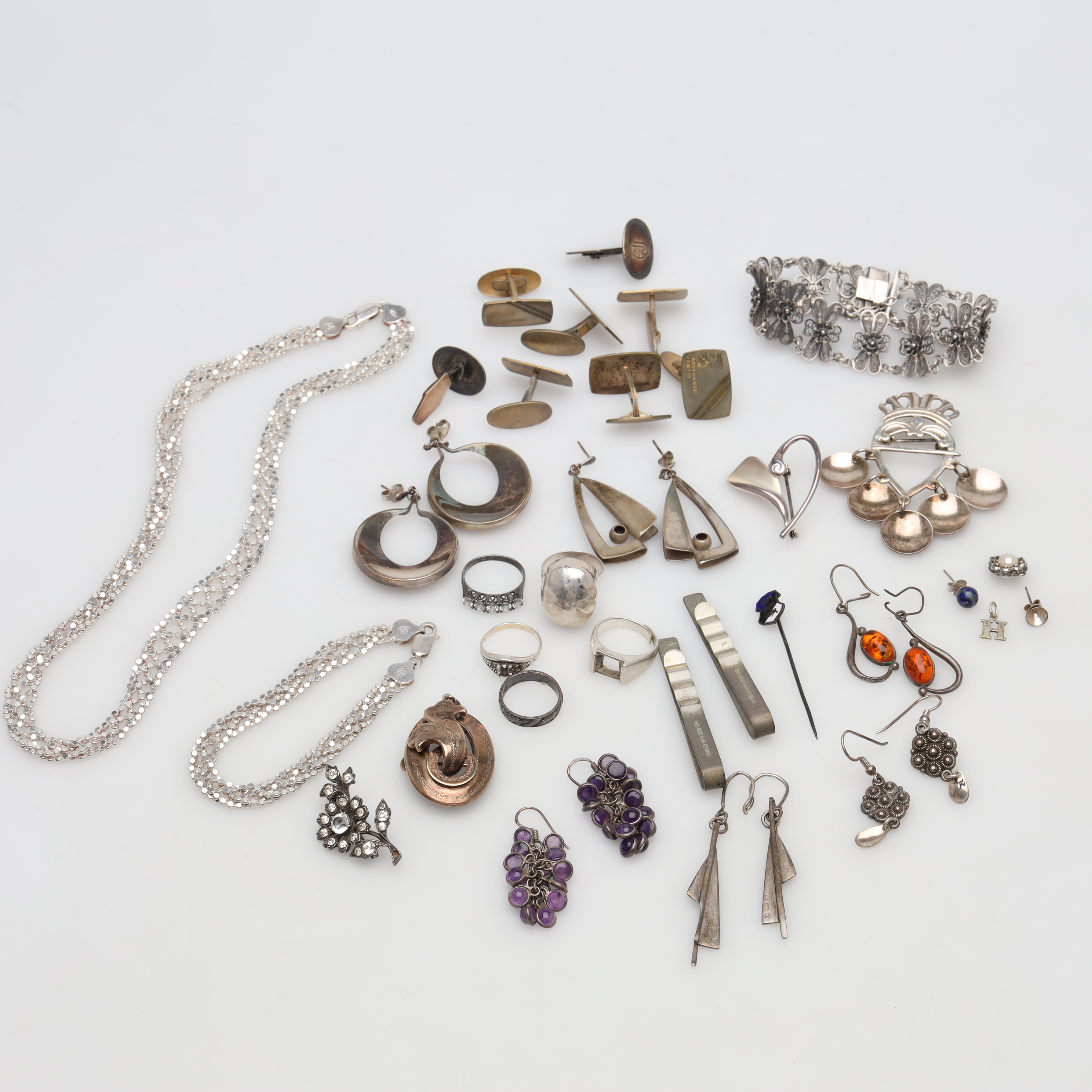 SMYCKEN 39 delar, silver, bruttovikt ca 187 gram.