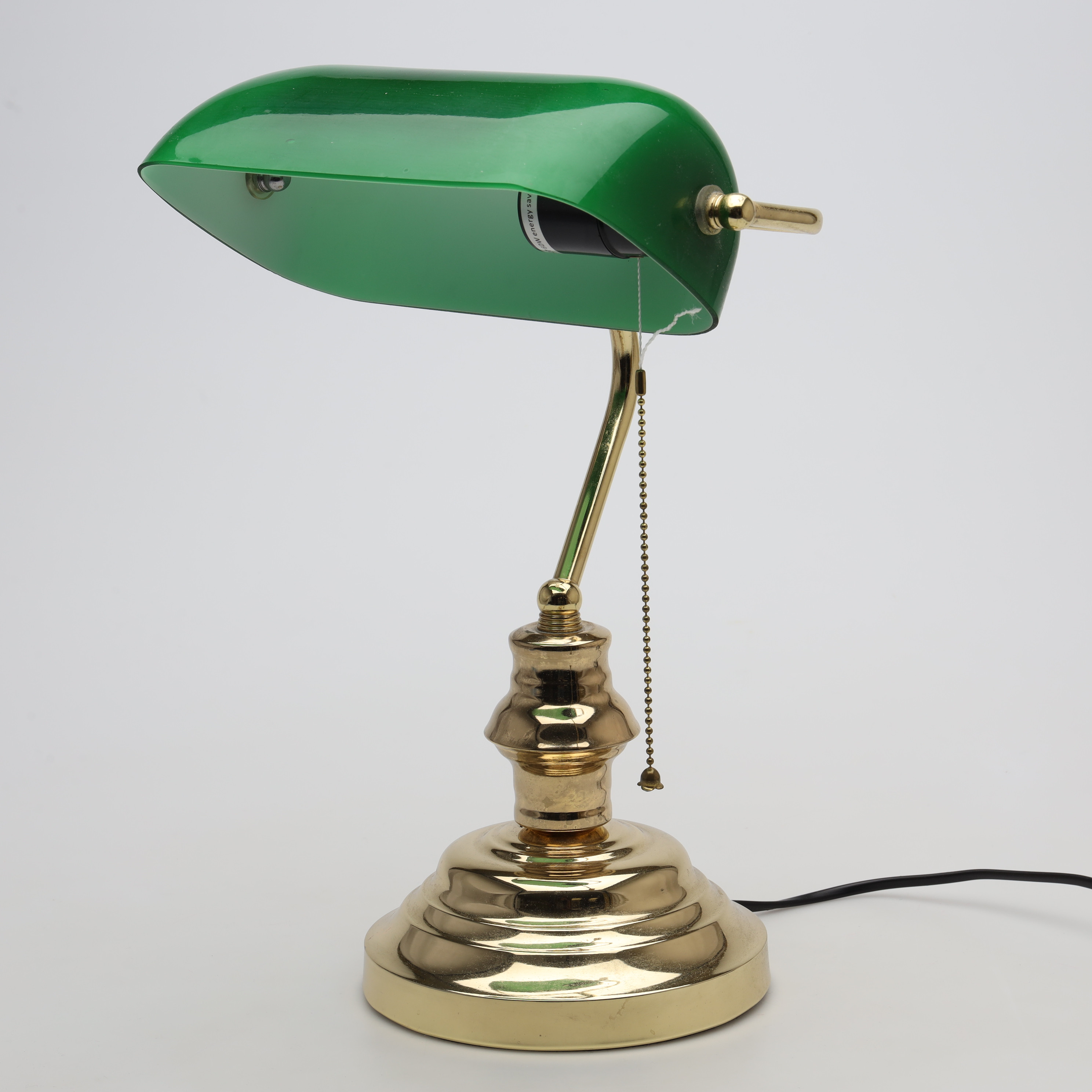 SKRIVBORDSLAMPA, metall samt glas, engelsk stil.