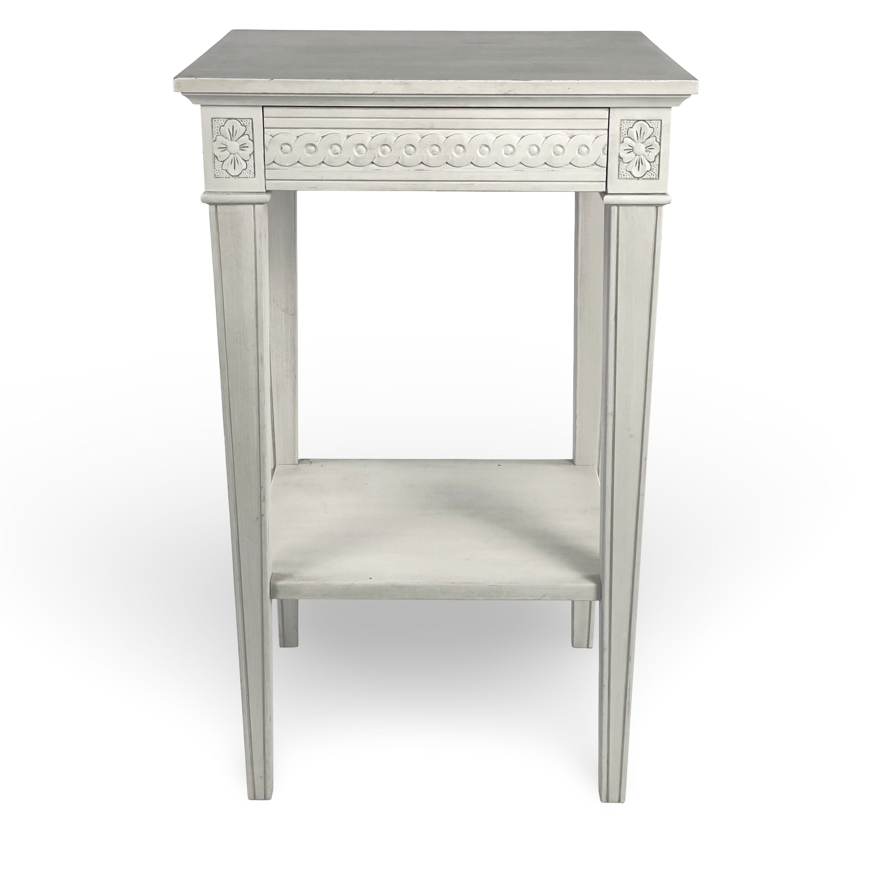 SÄNGBORD. Gustaviansk stil, gråmålat trä, 2000-tal.