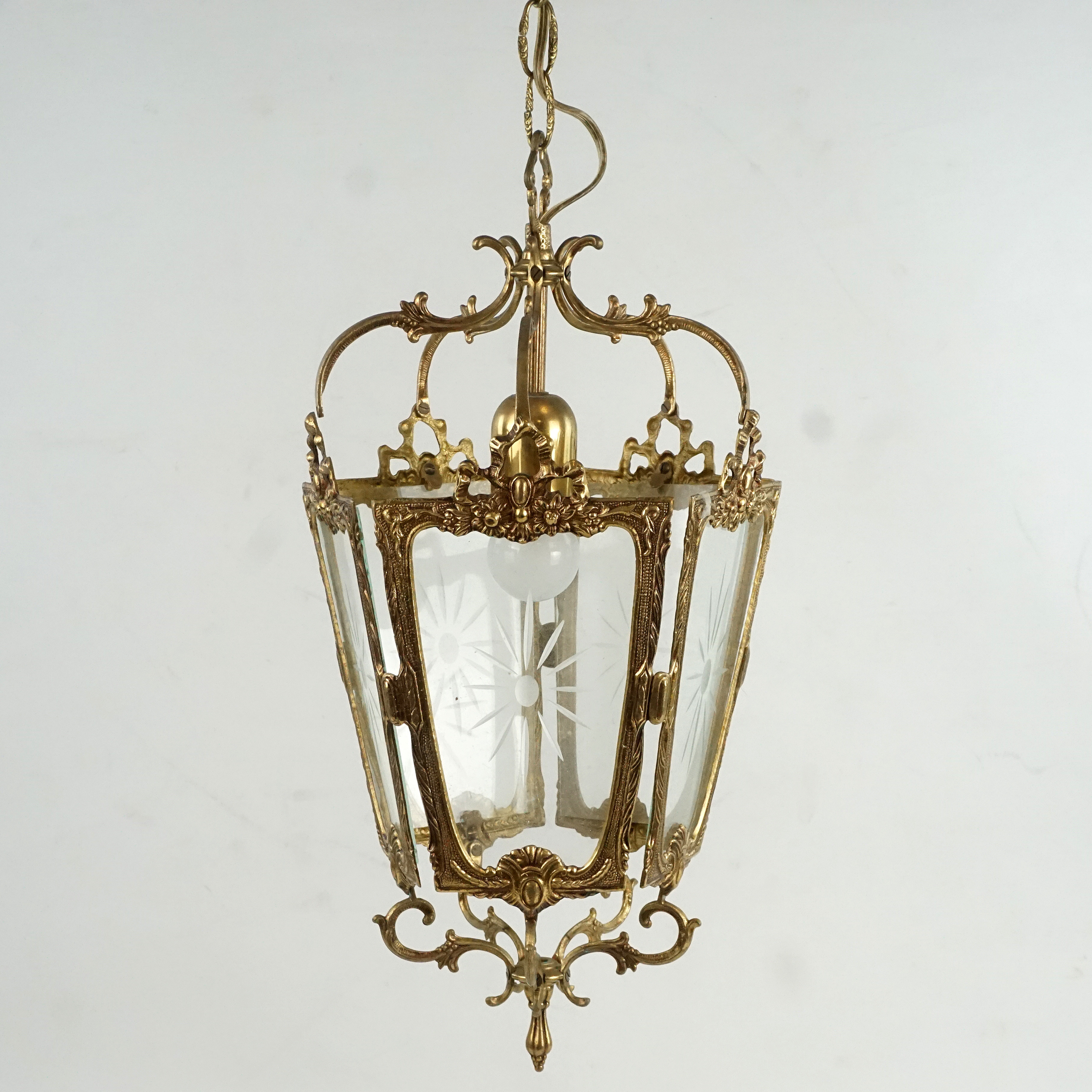 TAKLYKTA, gulmetall/glas, rokokostil, 1900-tal.