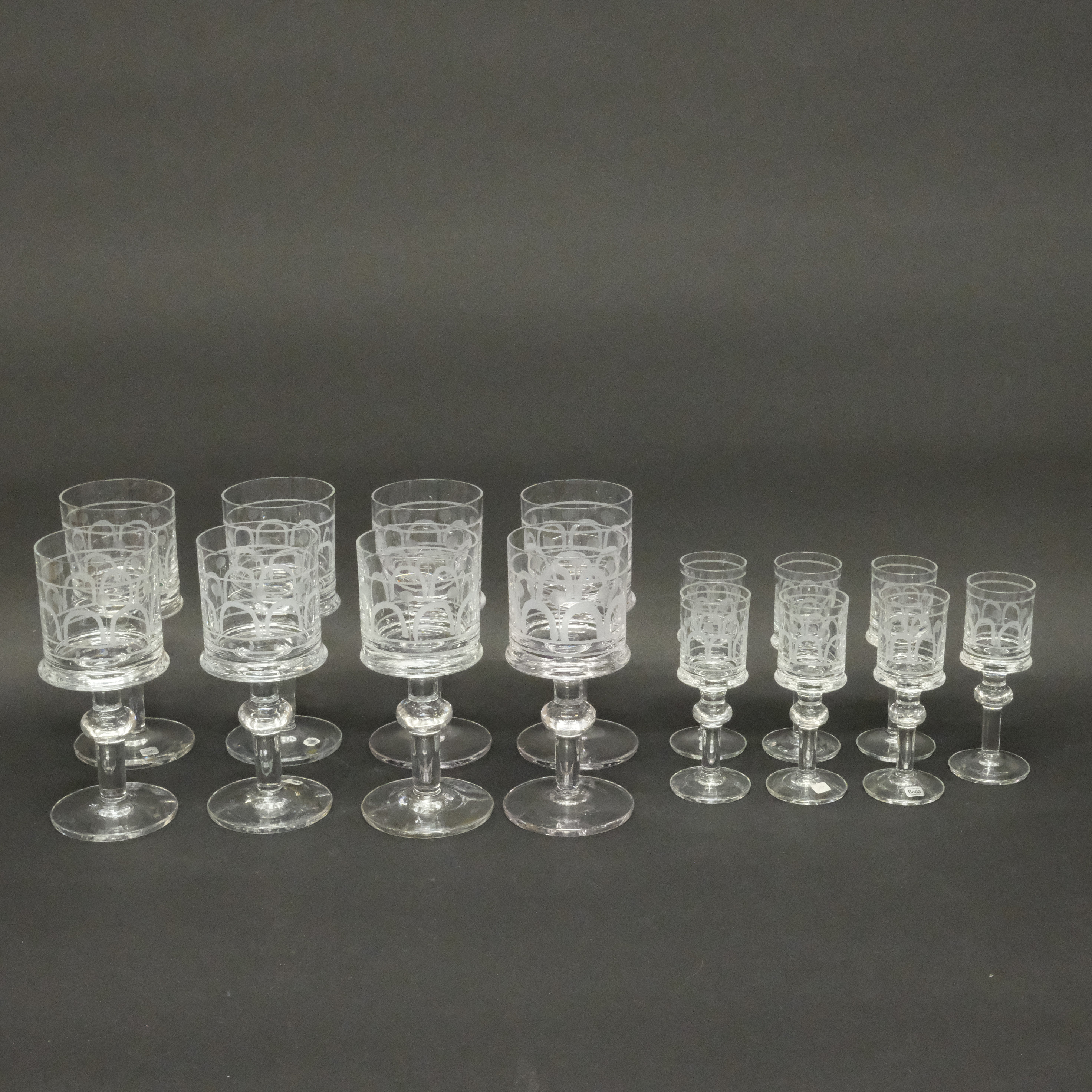 BERTIL VALLIEN. GLASSERVIS, "HUSAR", BODA, 15 DELAR.