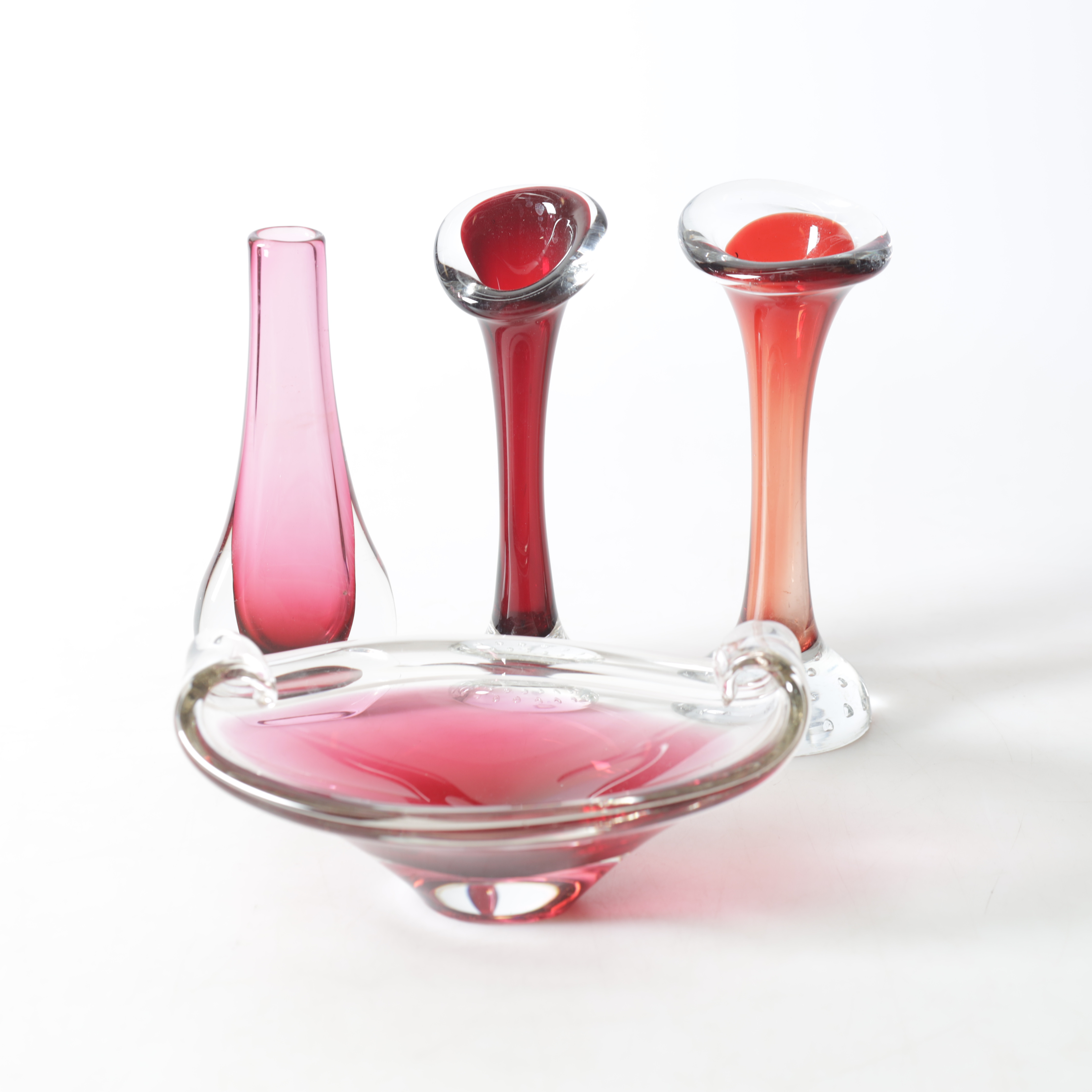 GLASFÖREMÅL, 4 delar, 1900-talets mitt.