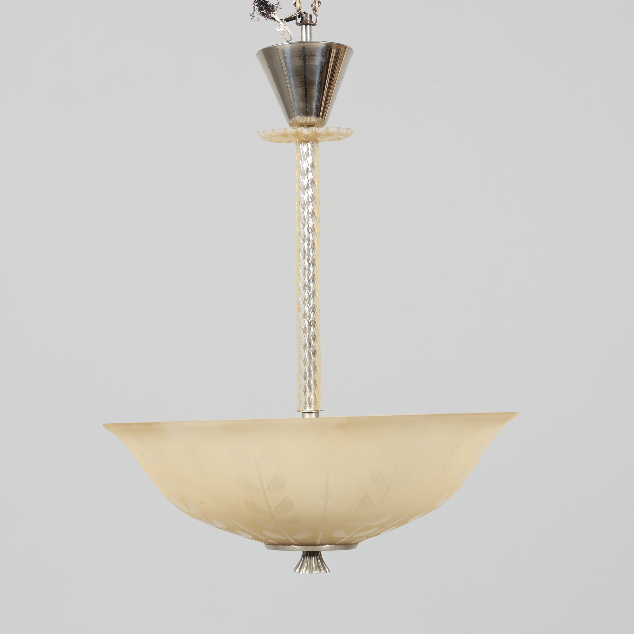 TAKPLAFOND, 1900-talets första hälft.