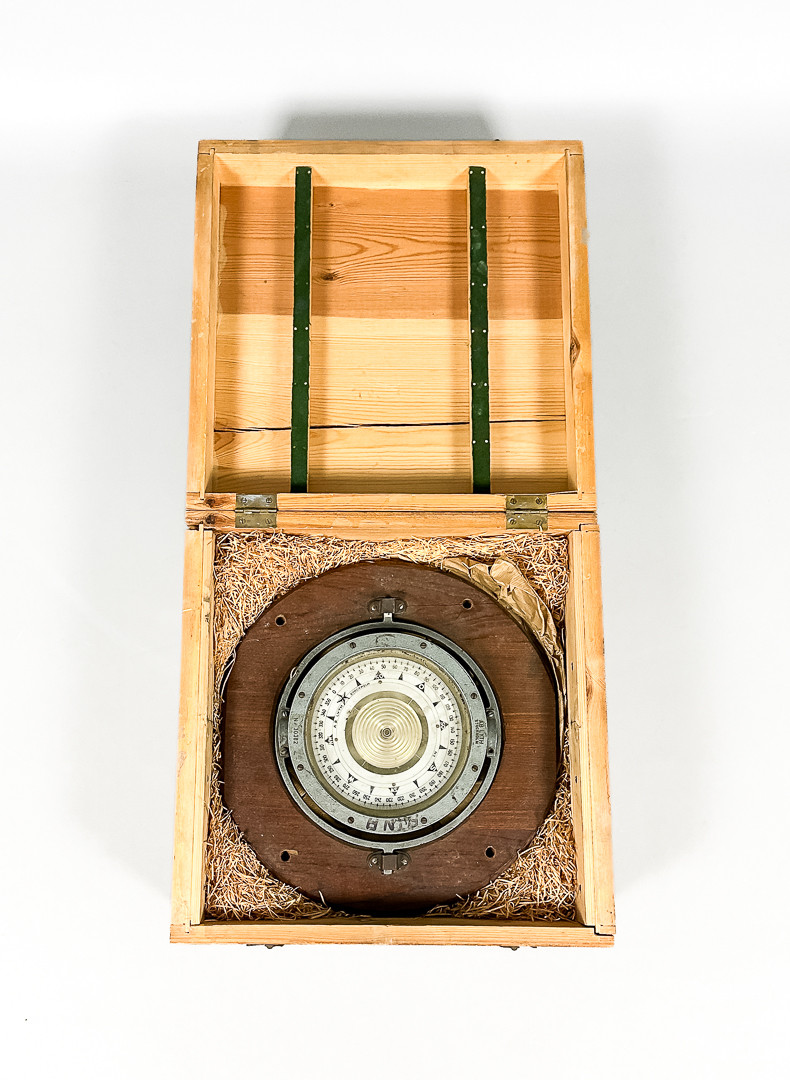 FARTYGSKOMPASS, A/B Lyth, Stockholm.