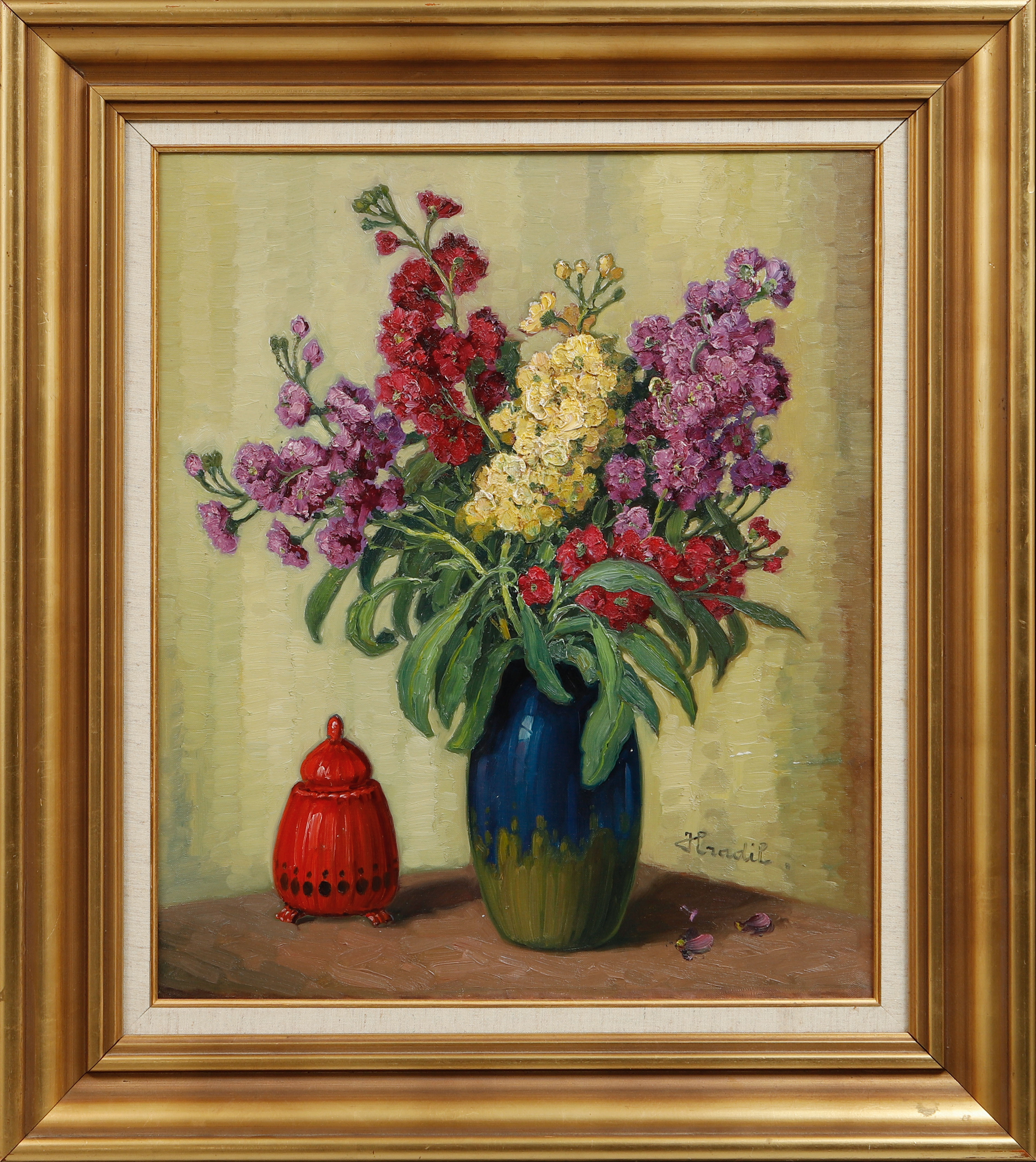 BELA HRADIL. Stilleben med blommor i vas, olja på duk, signerad.