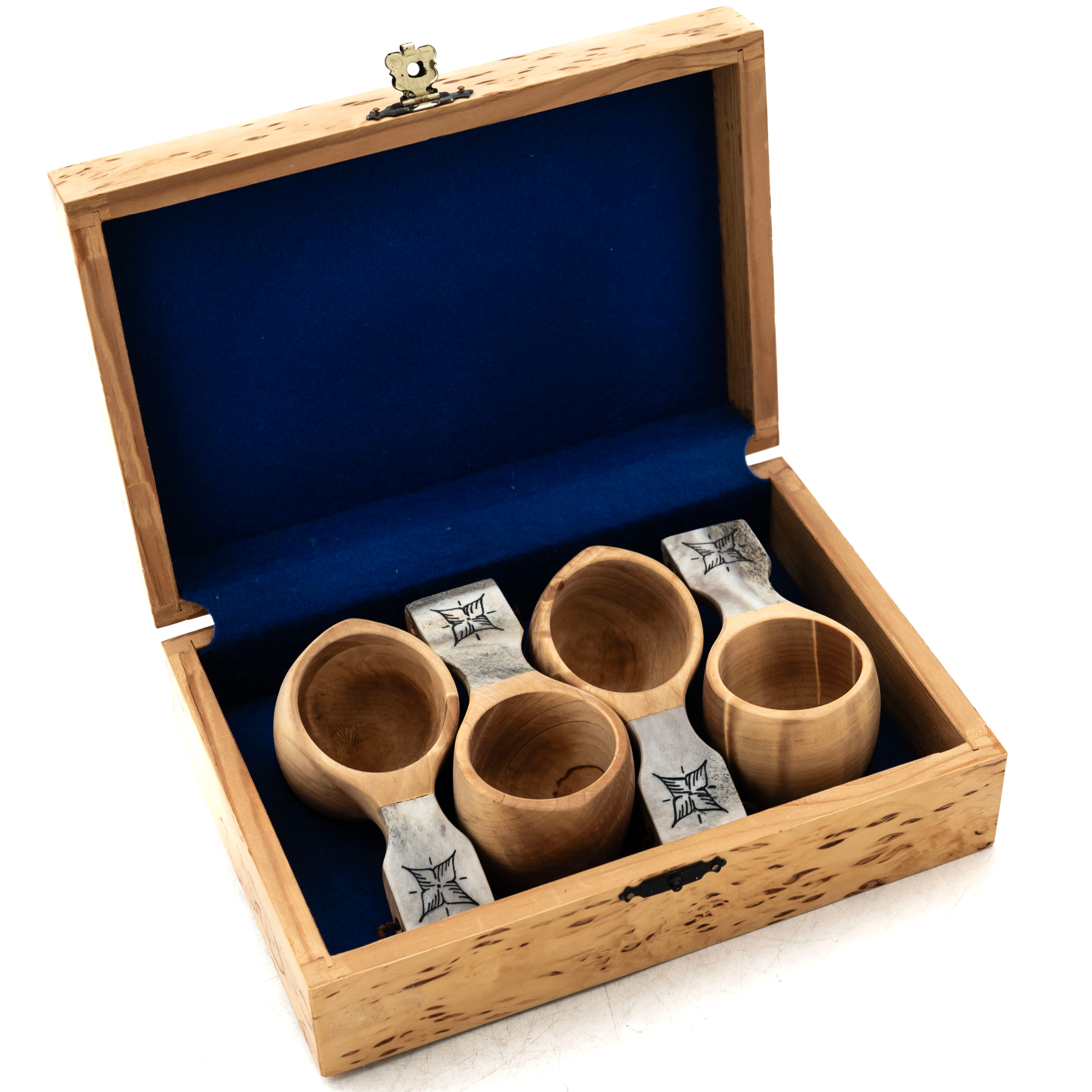 KÅSOR, 4 st, Björk och renhorn.