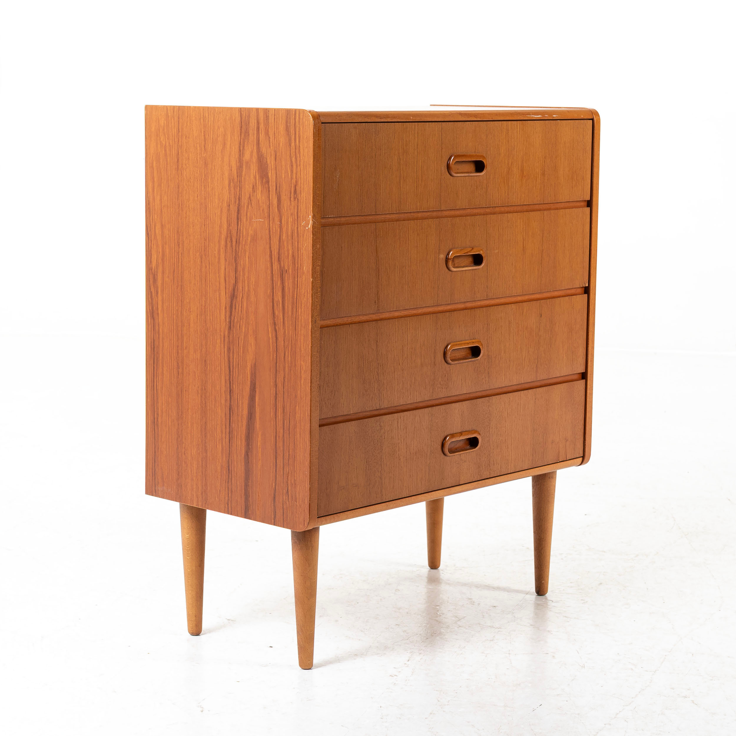 BYRÅ, teak, 1950/60-tal.