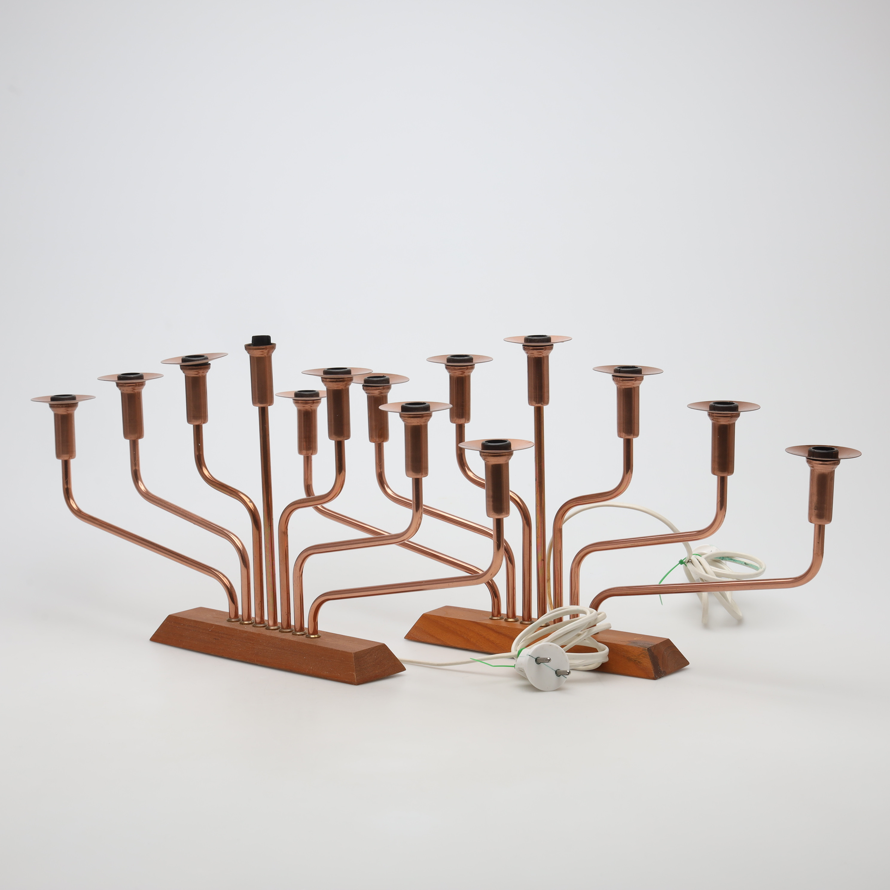 ADVENTSLJUSSTAKAR, 1 par, 7-armade, 1900-tal.