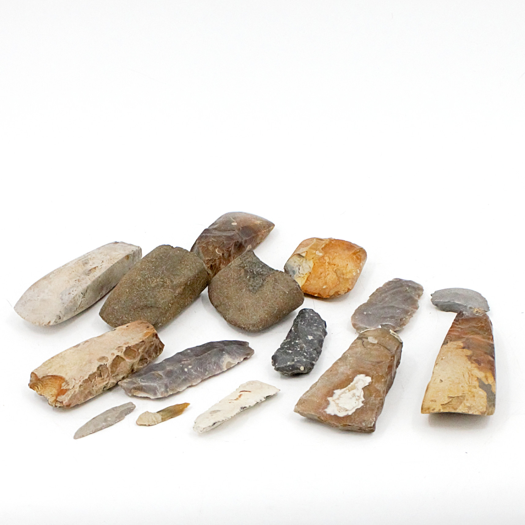 FLINTYXOR 5 st, + 6 mindre delar, stenåldern.