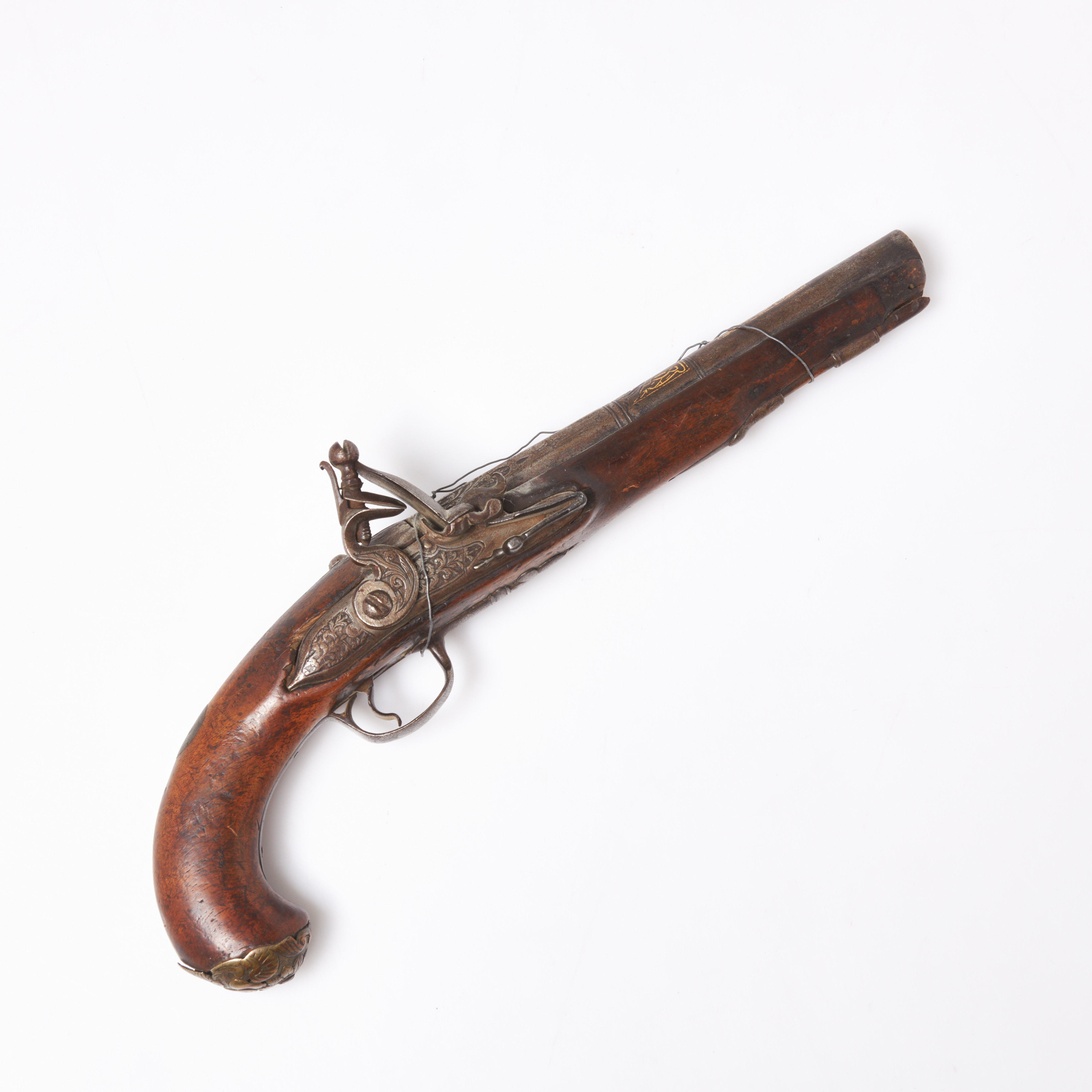 FLINTLÅSPISTOL. Ottomansk, 1800-tal, oktagonal laddkammare, sidobleck i graverad mässing.