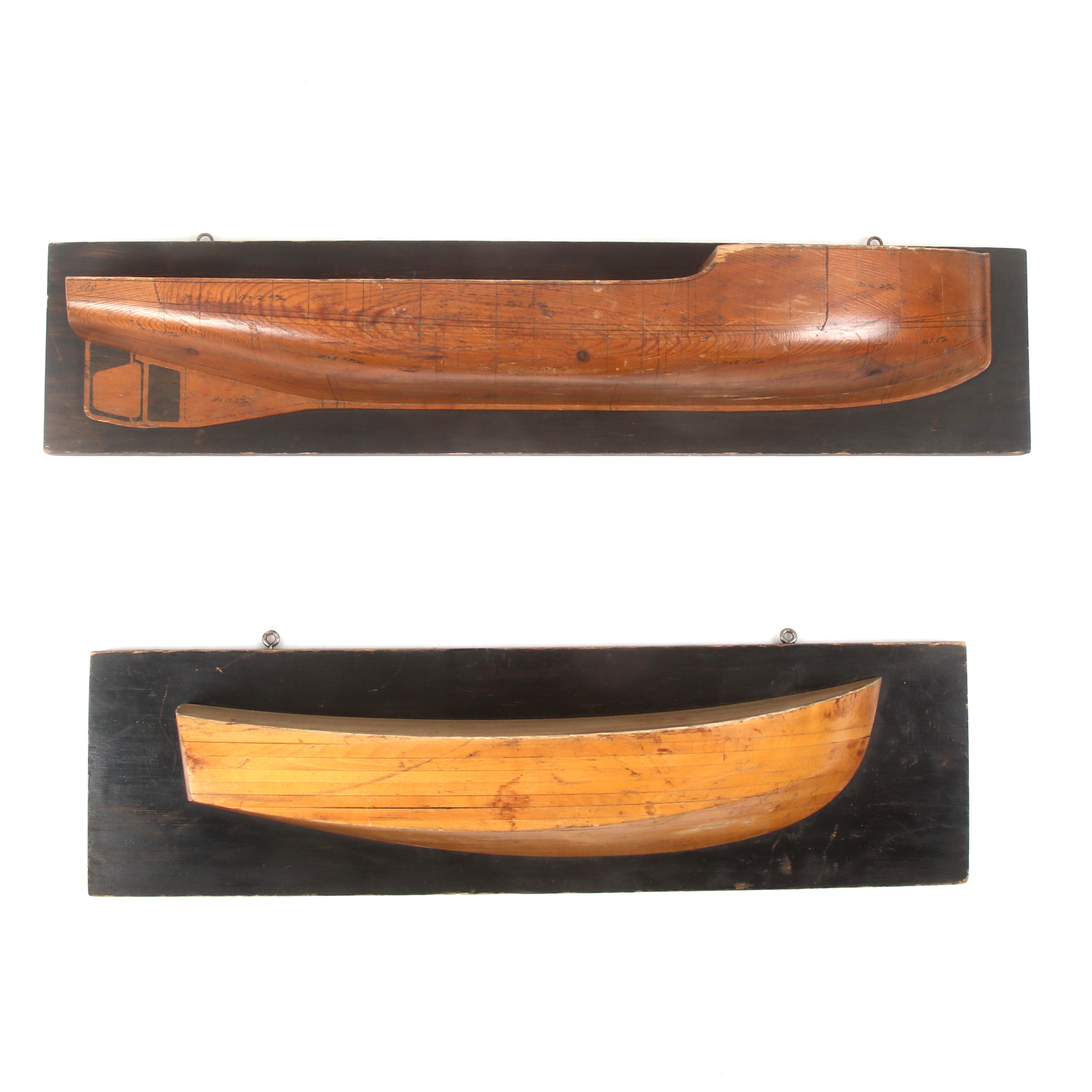 BÅTMODELL, 2 st. sk halvbåtsmodell, mahogny, 18/1900-tal.