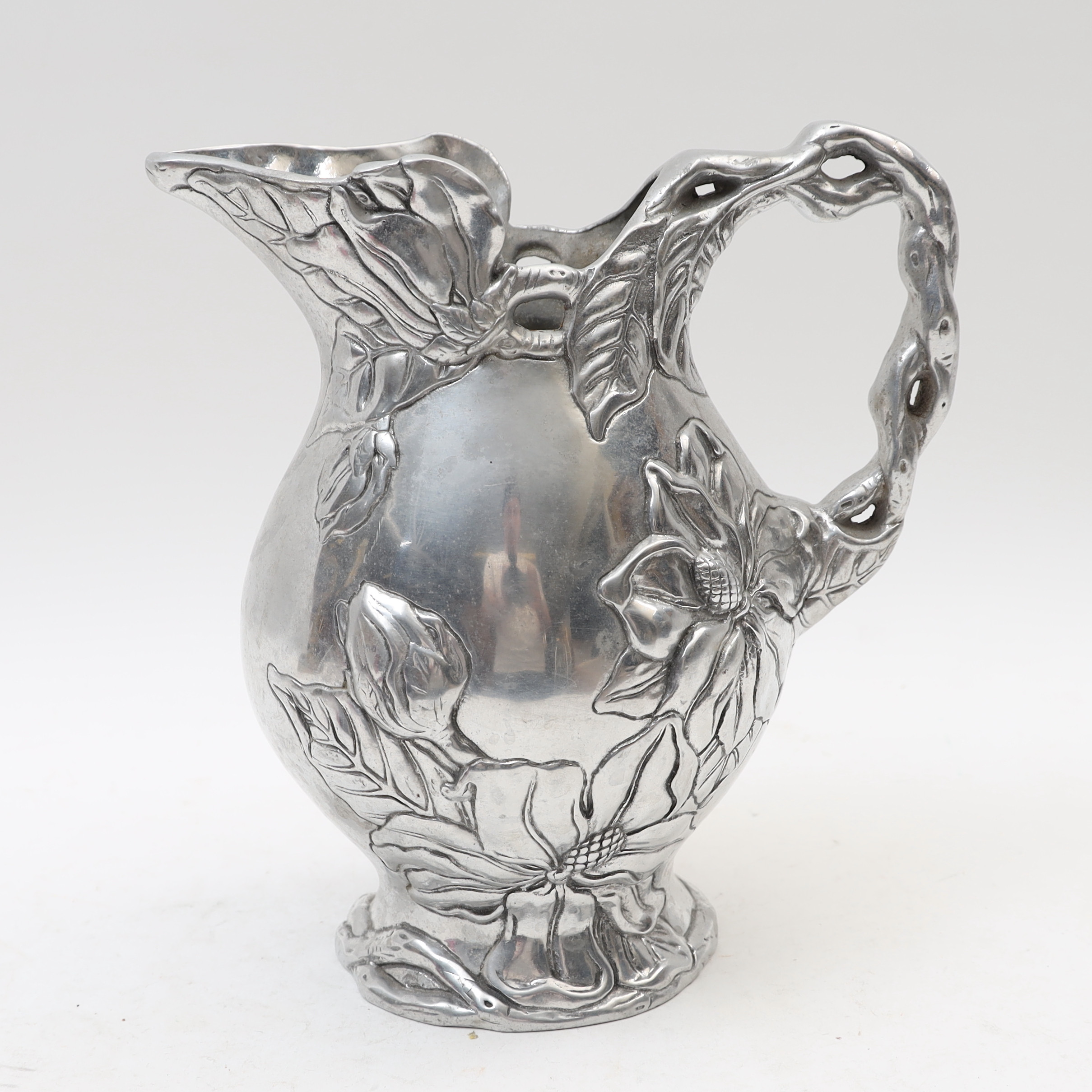 SERVERINGSKANNA, "Magnolia", Arthur Court, USA, 2002.