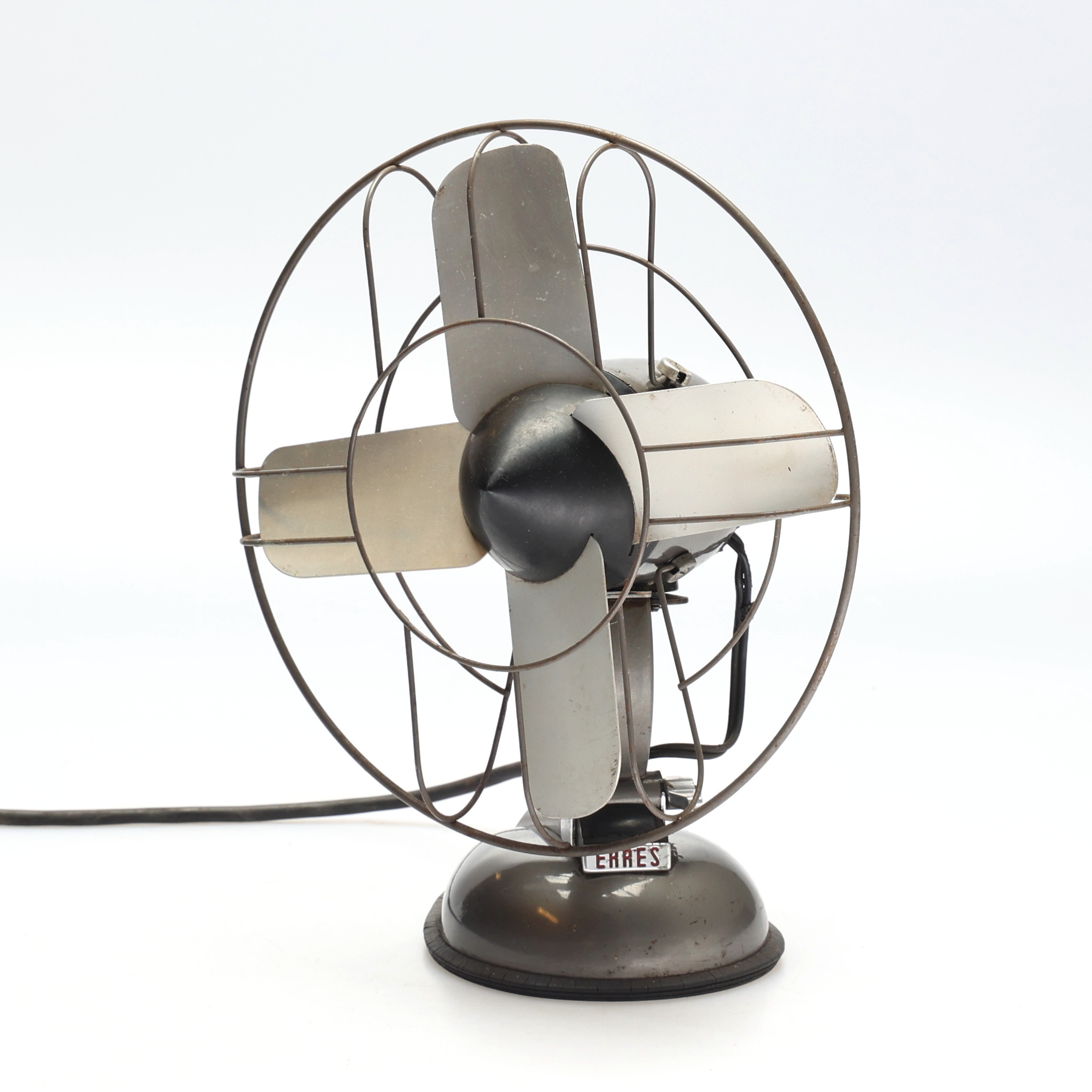 BORDSFLÄKT. Erres, Holland, 1900-talets mitt.