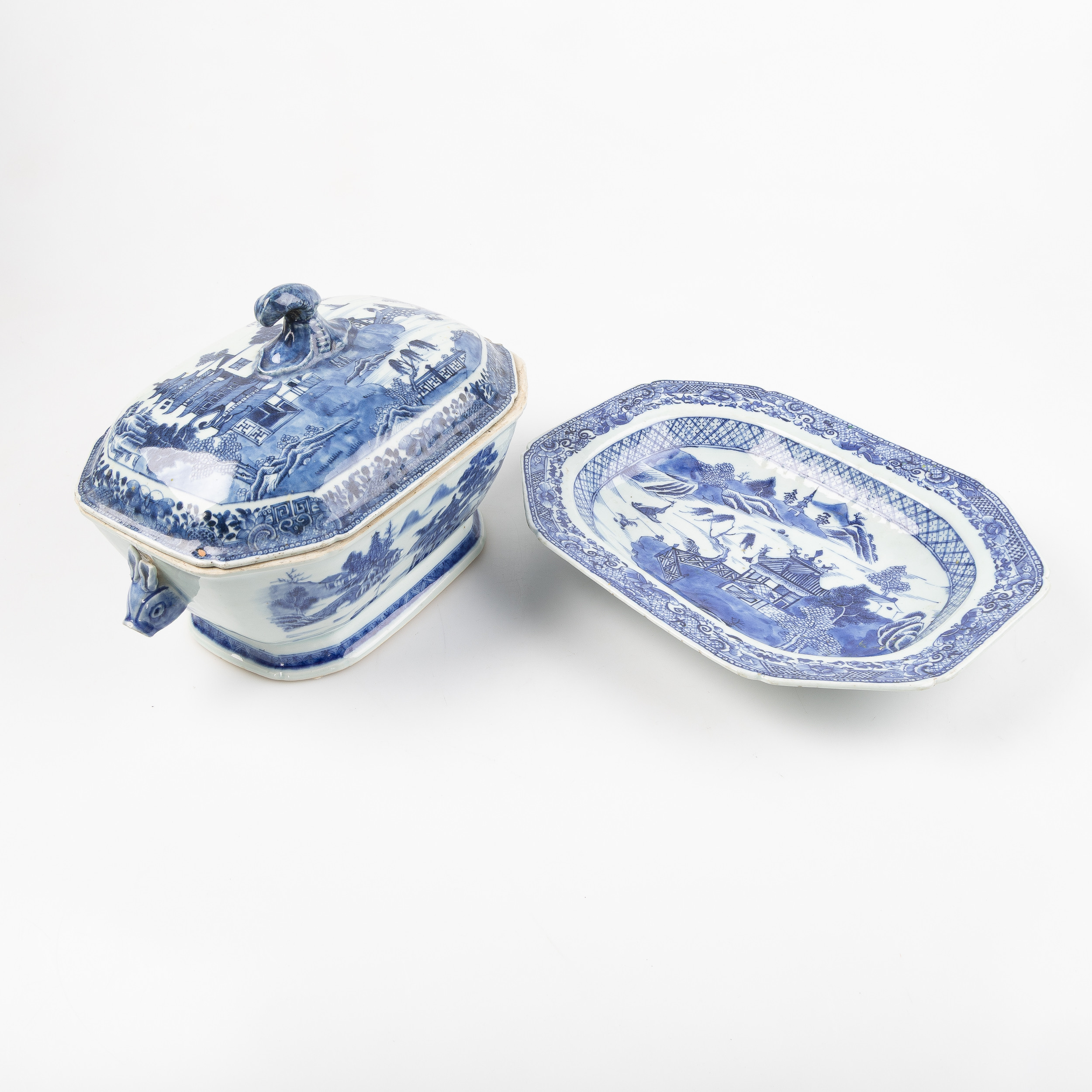 SAMLING KINESISKT, Terrin, fat, karotter, porslin, Kina, Qianlong och senare.