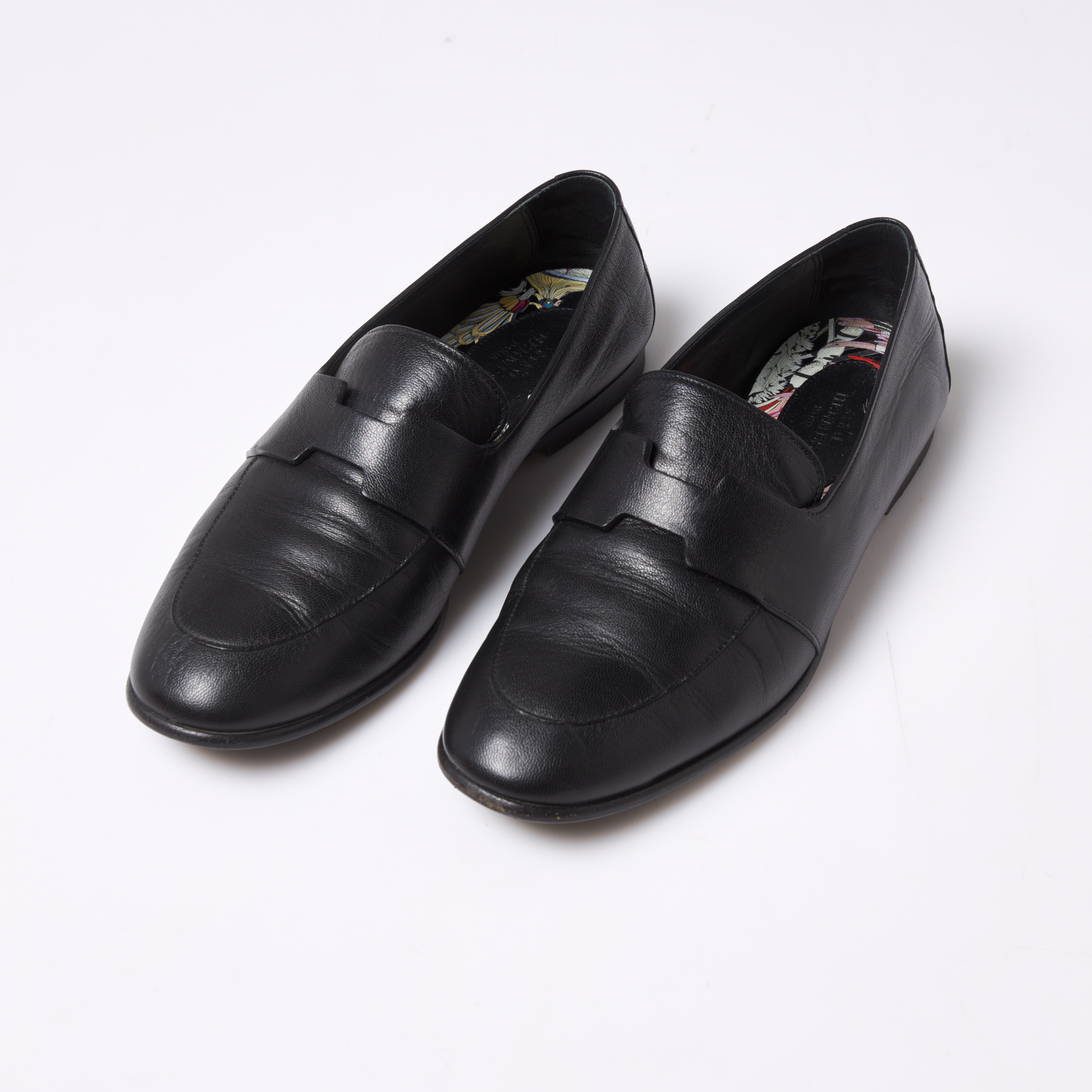 HERMÈS. Skor "Mocassins Ancora" i svart skinn, storlek 36 1/2.