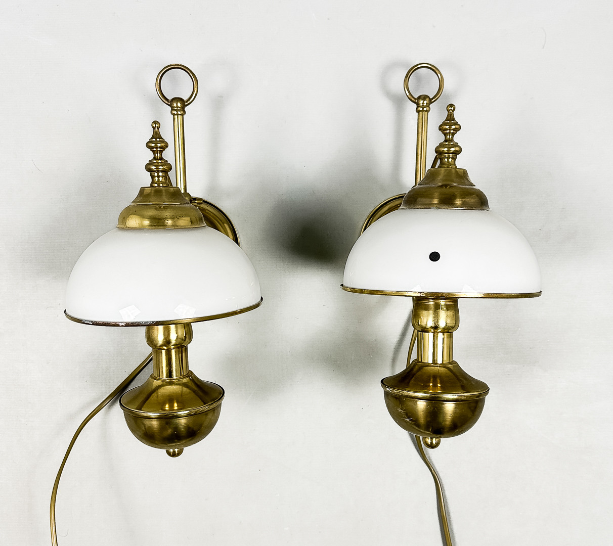 VÄGGLAMPOR, ett par, Elidus Lighting, Borås.