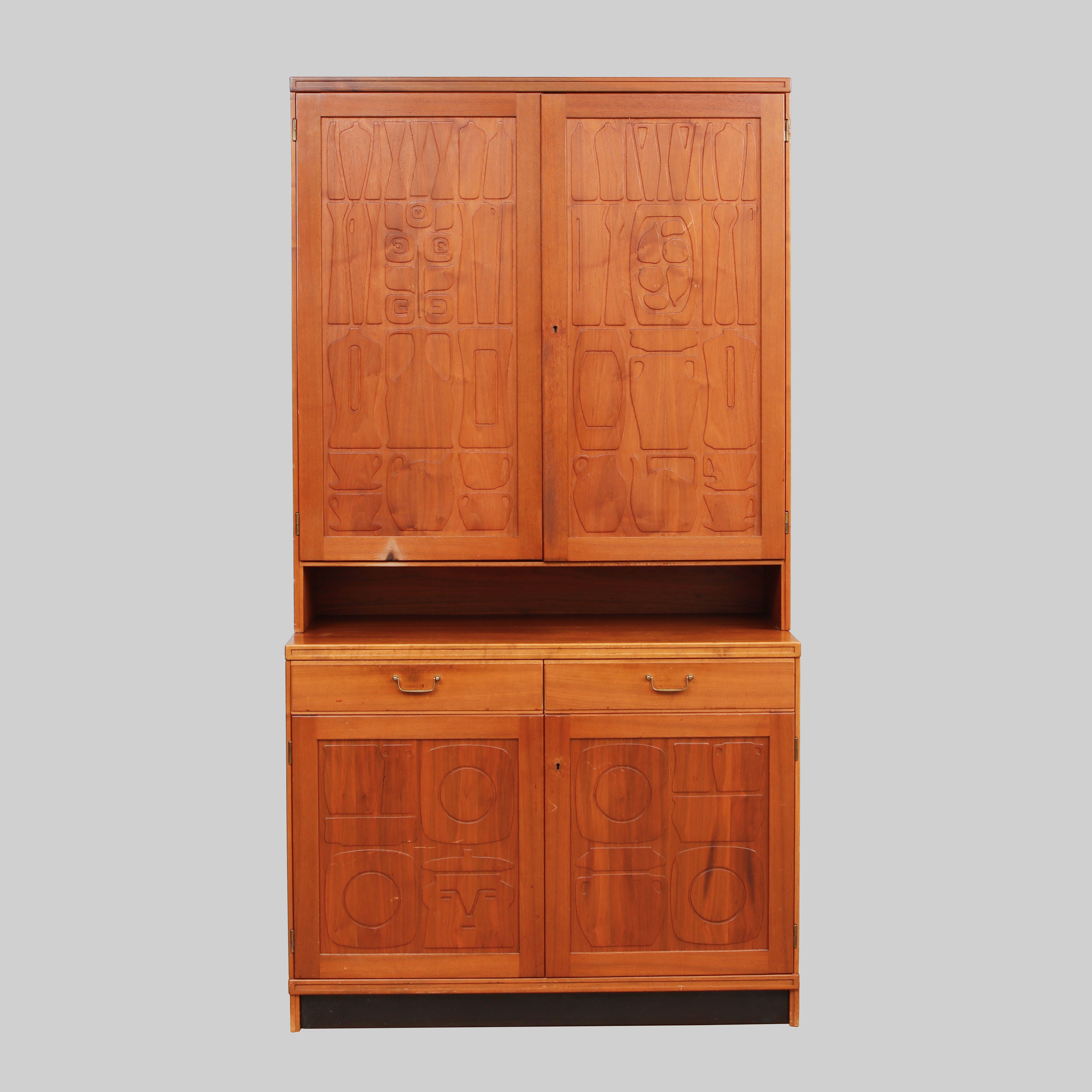 YNGVE EKSTRÖM. Skåp, "Krus", Westbergs Möbler AB i Tranås, 1950-tal.