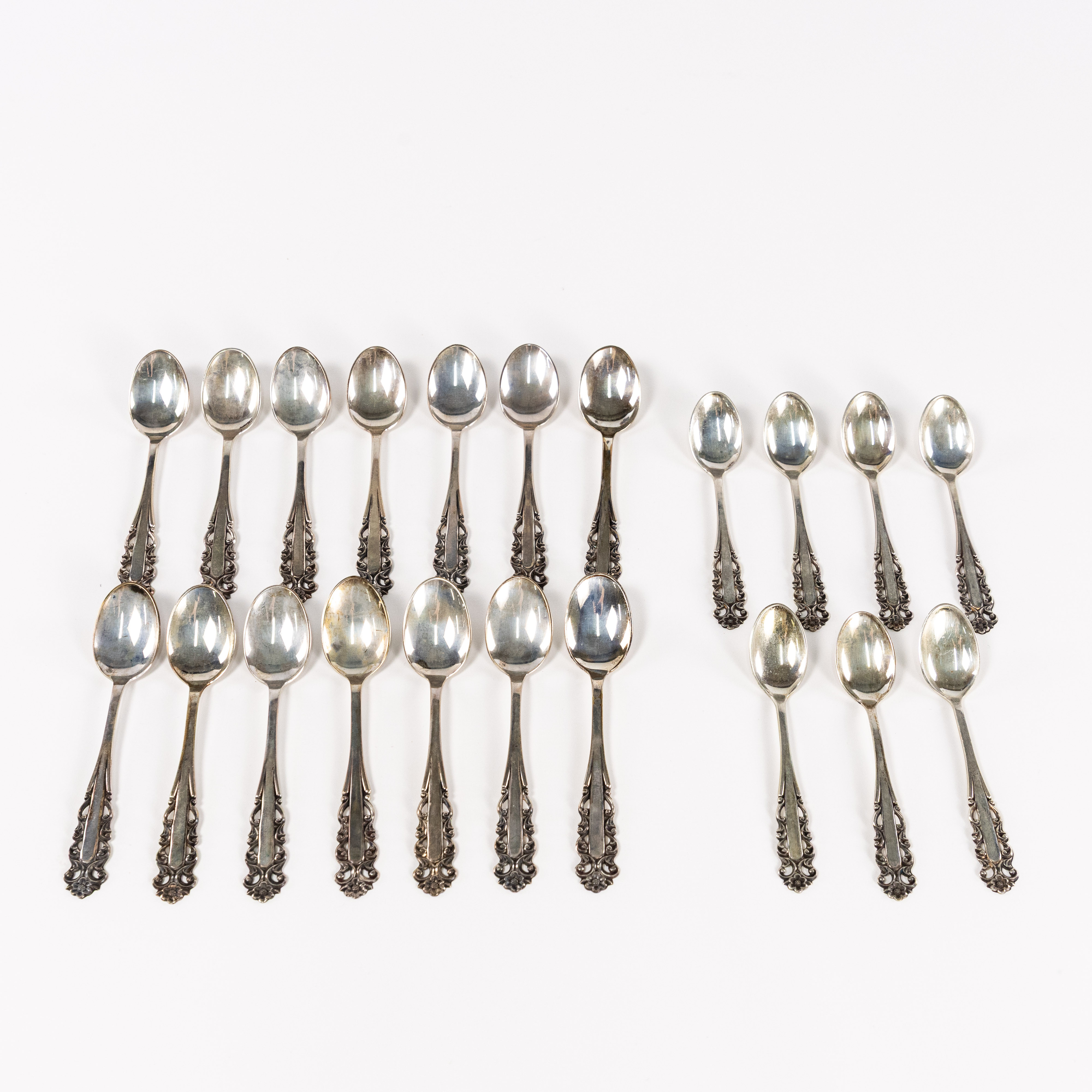 KAFFE-/MOCCASKEDAR, 21 delar, "Aristokrat", silver, Svedbom.