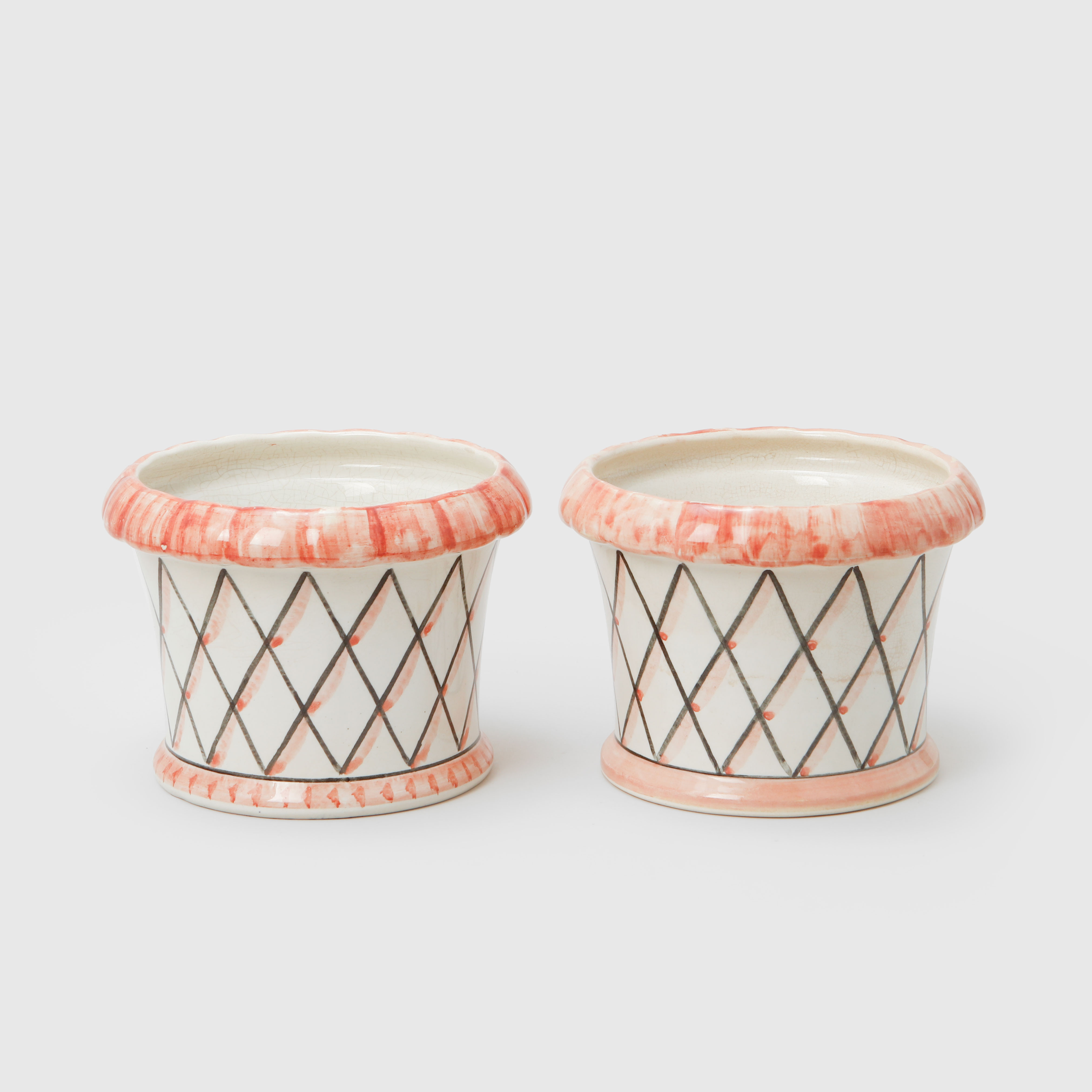 WILHELM KÅGE. Ytterfoder, ett par, flintgods, Gustavsberg, 1920/30-tal.