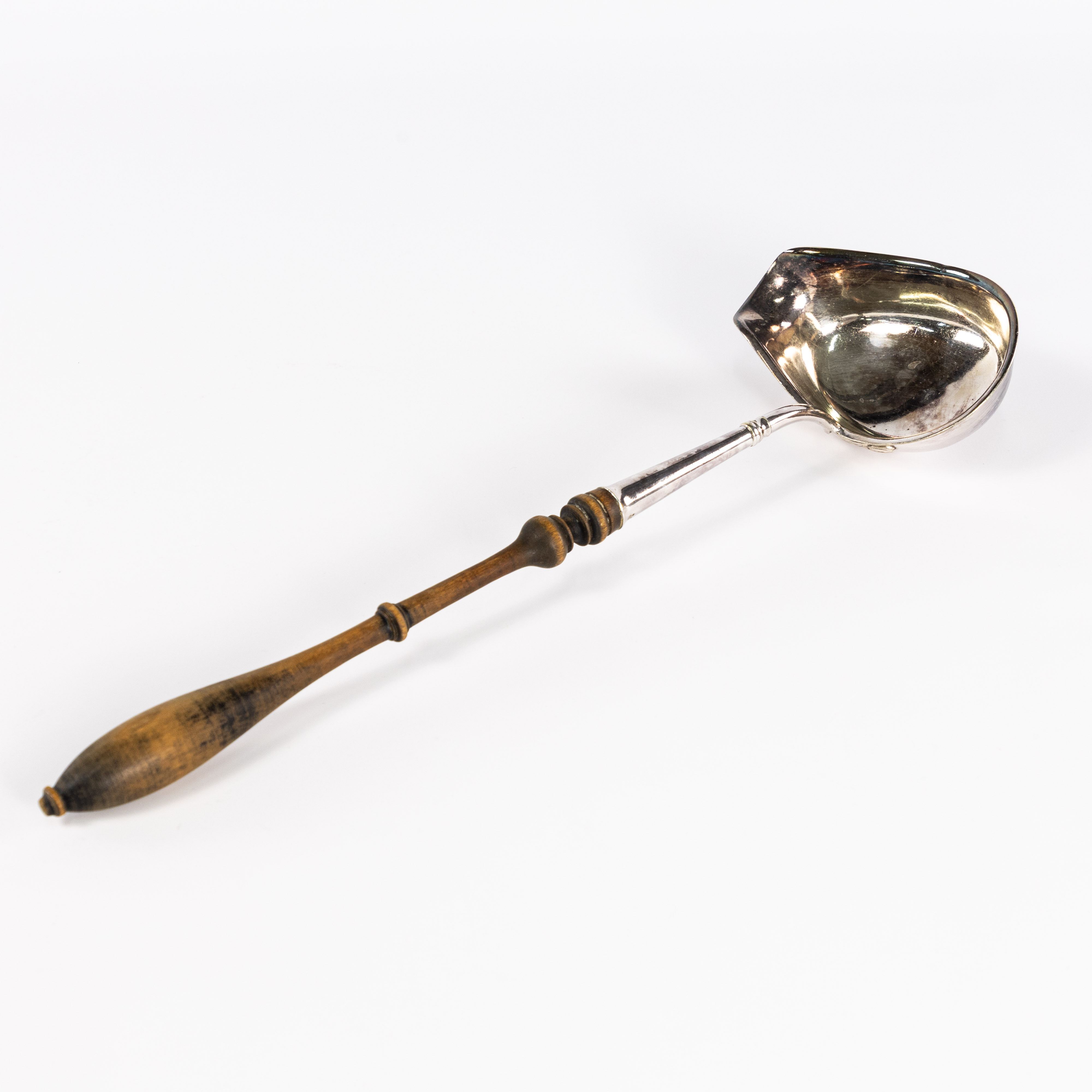 SOPPSLEV, nysilver, 1900-tal, längd 33 cm.