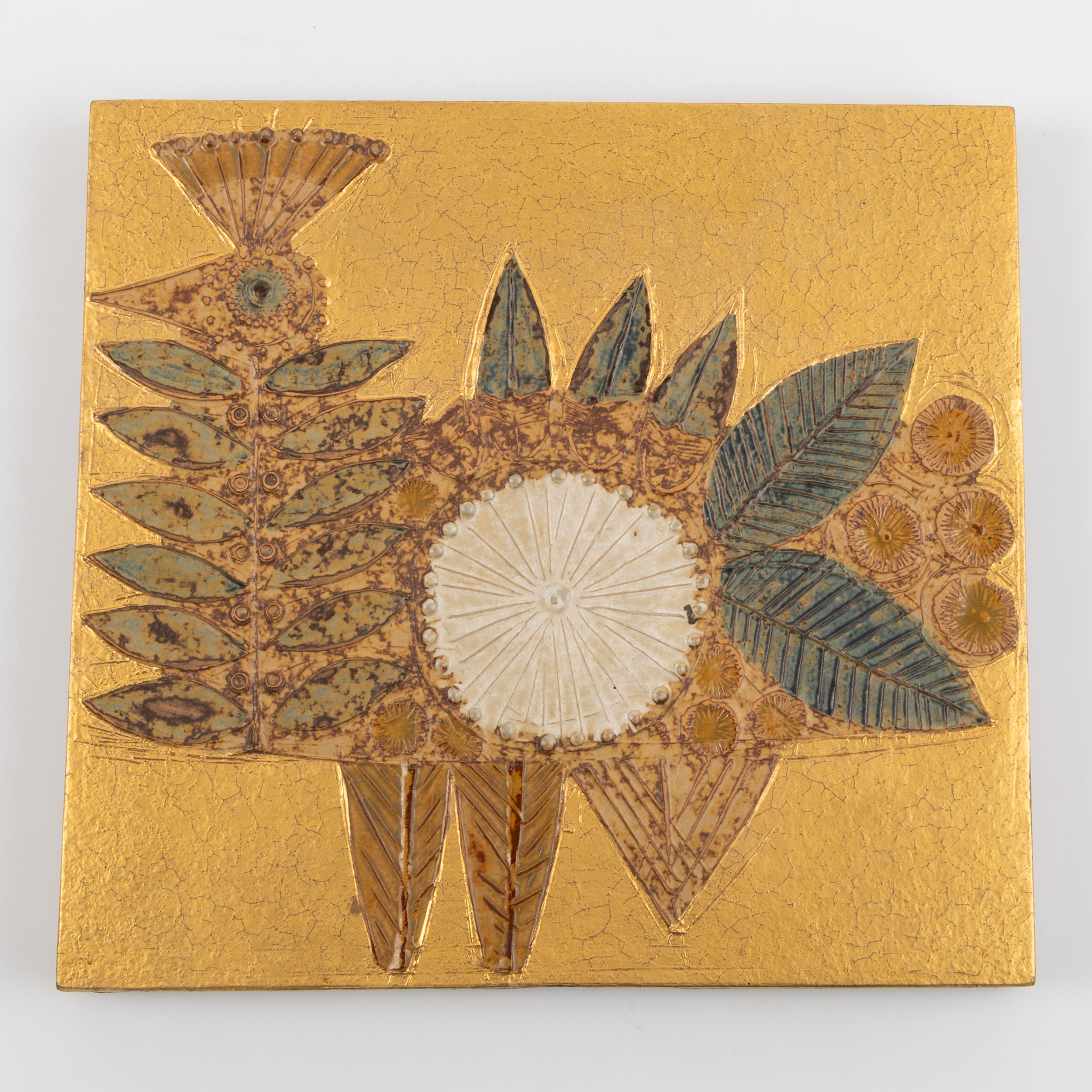 LISA LARSON. "Tuppfågel", delvis förgyllt stengods, Gustavsberg.