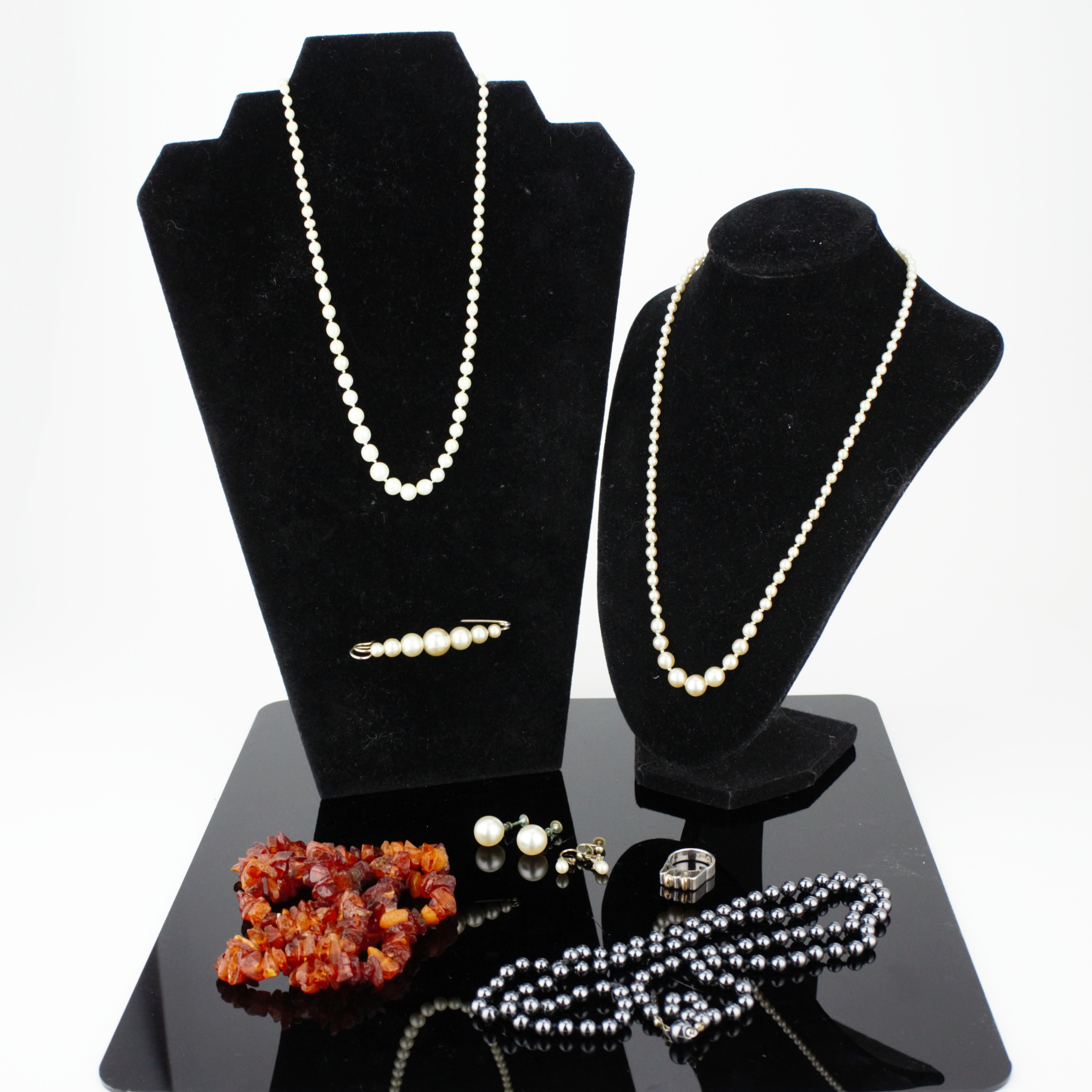 HALSBAND, ÖRHÄNGEN, BROSCH och RING, 10 delar, vintage.