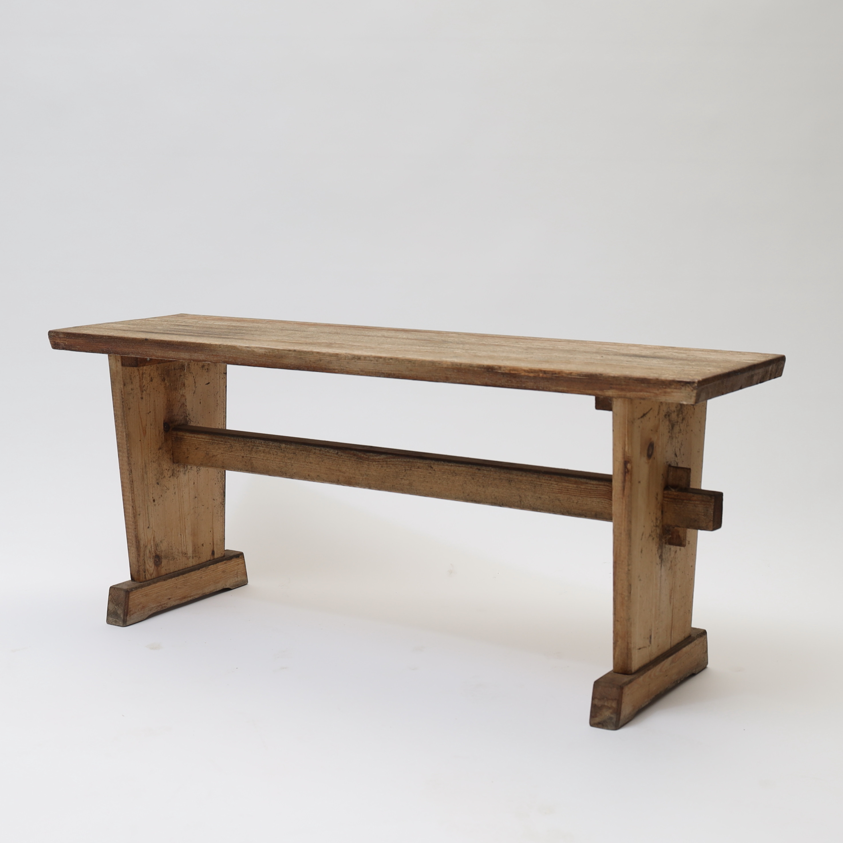 BÄNK, Furu, sportstugemöbel, omkring 1900-talets mitt.