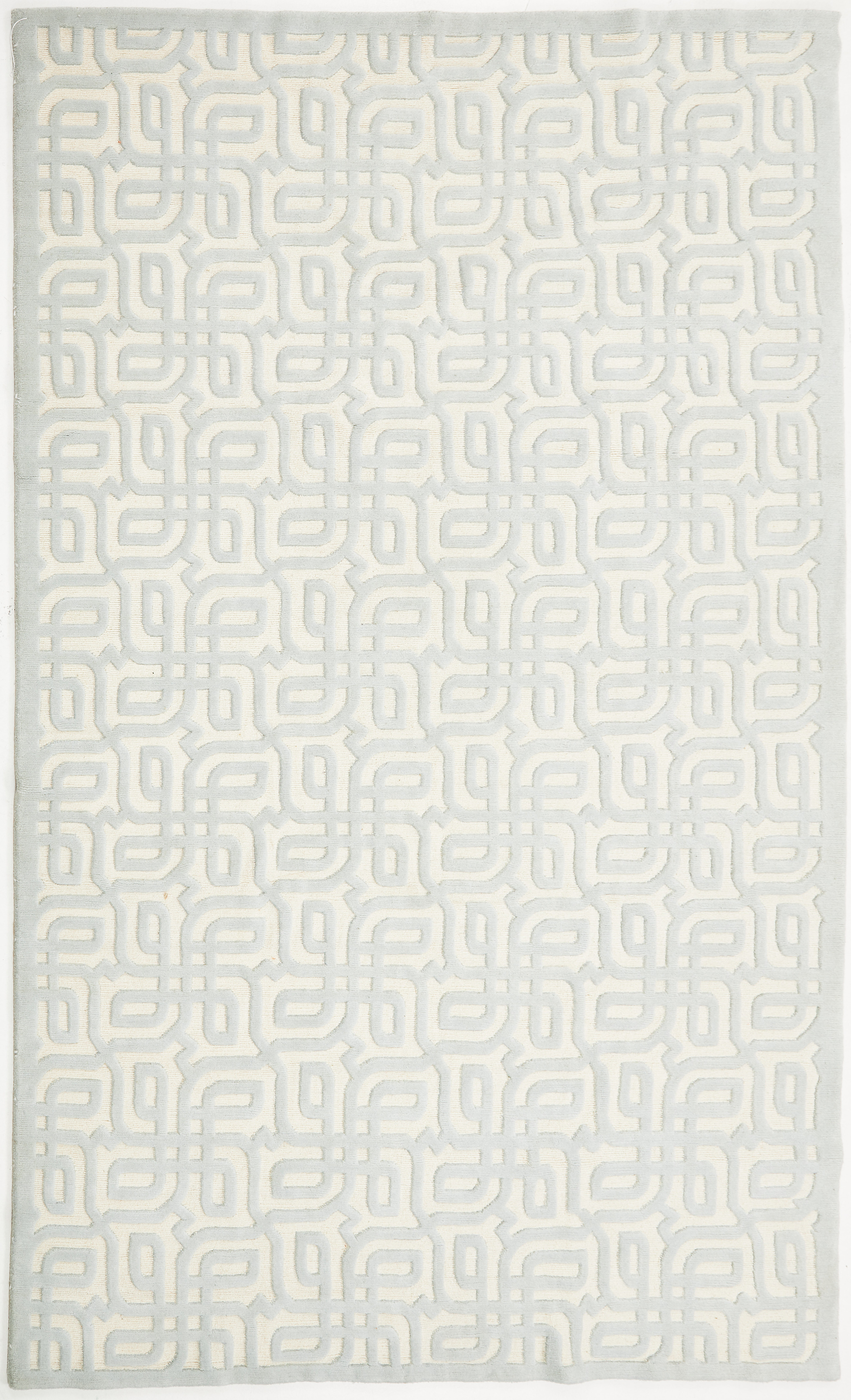 MATTA. Relief dekor i ljusblå lugg mot beigevit botten, samtida.