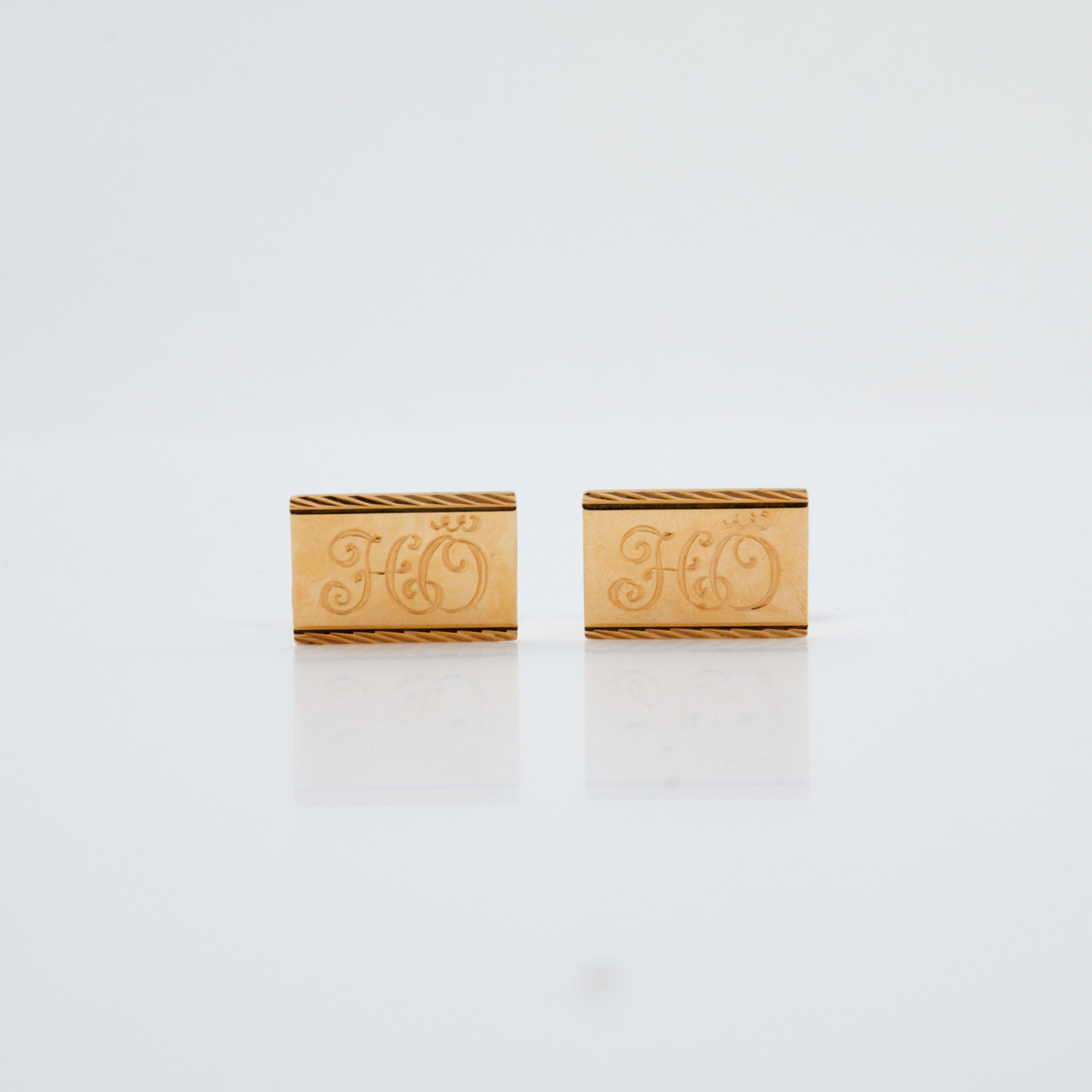 MANSCHETTKNAPPAR, 1 par, 18 k guld, N S E Guldvaru Aktiebolag, Köping.