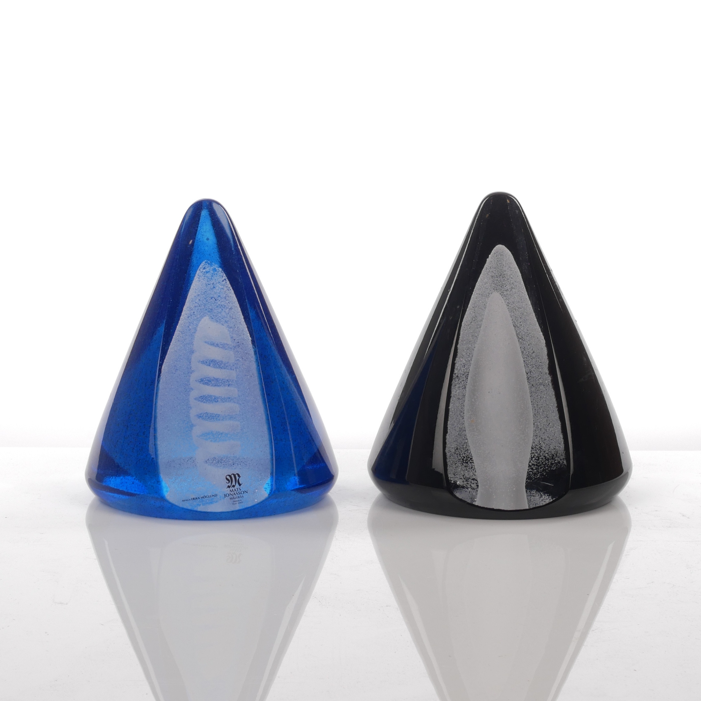 ERIK HÖGLUND. Glasskulpturer, konformade, Målerås, signerade.