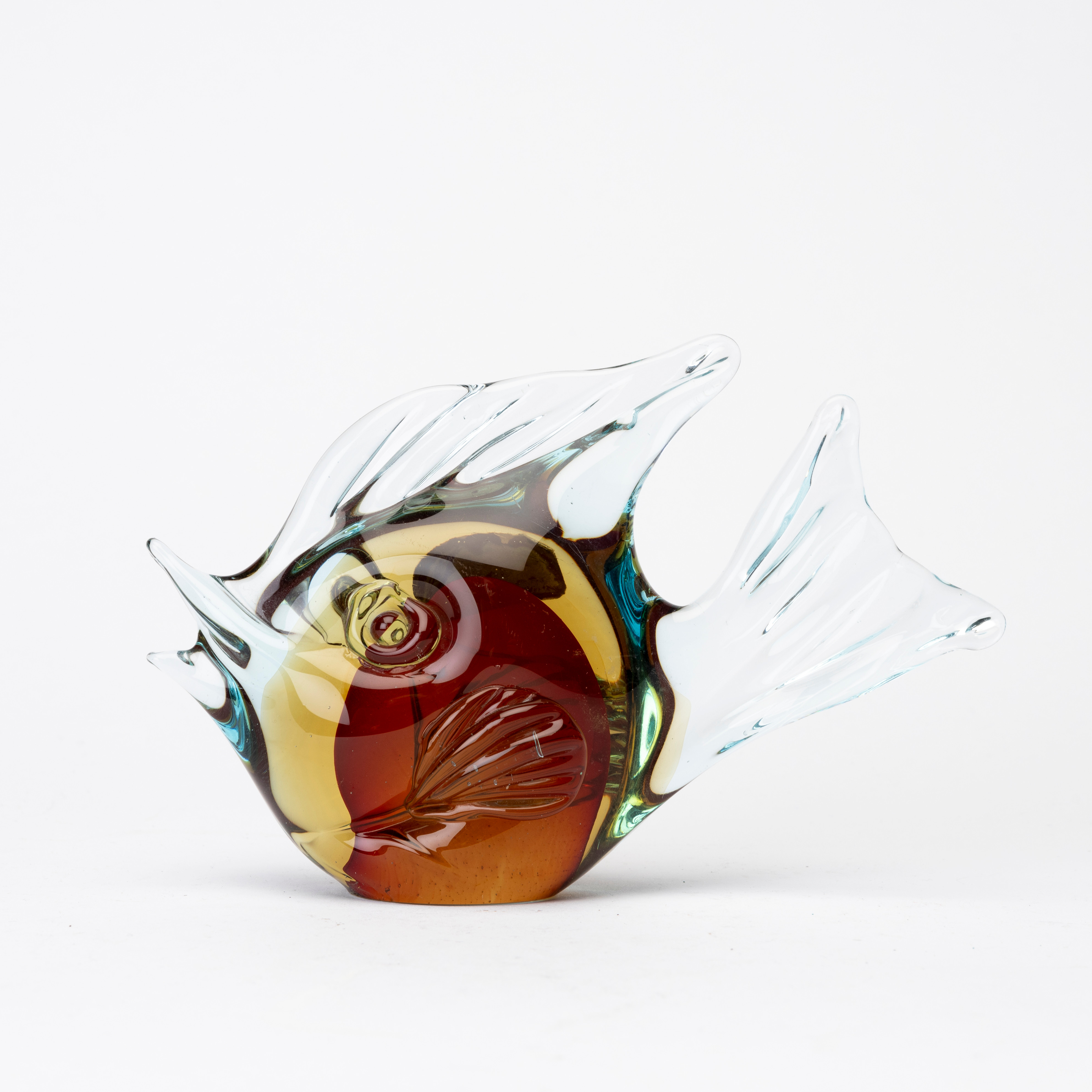 FIGURIN, glas, underfång, i form av en fisk, etikettmärkt, Murano, Italien.