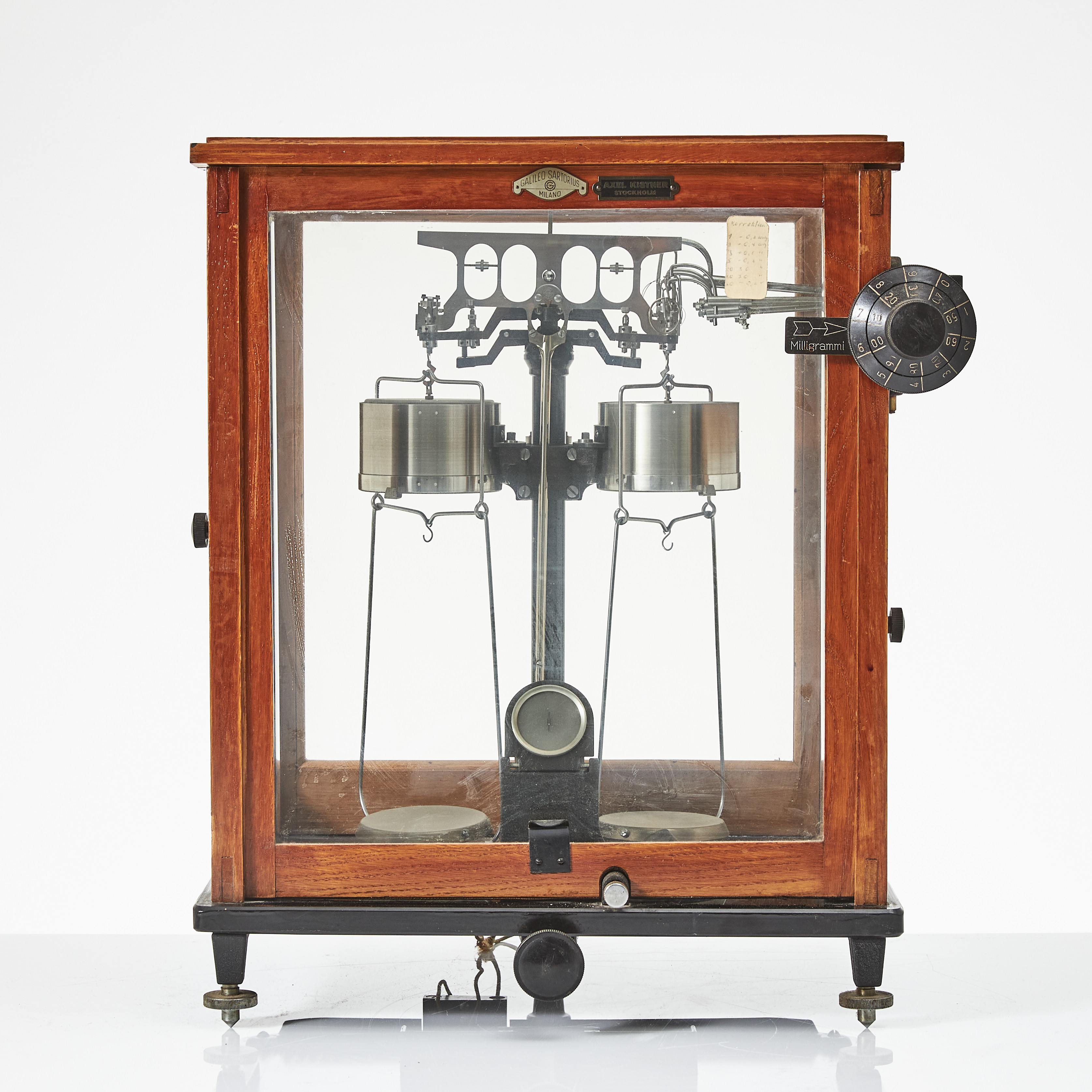 APOTEKSVÅG, Galileo Sartorius, Milano, för Axel Kistner, Stockholm, 1900-talets första hälft.
