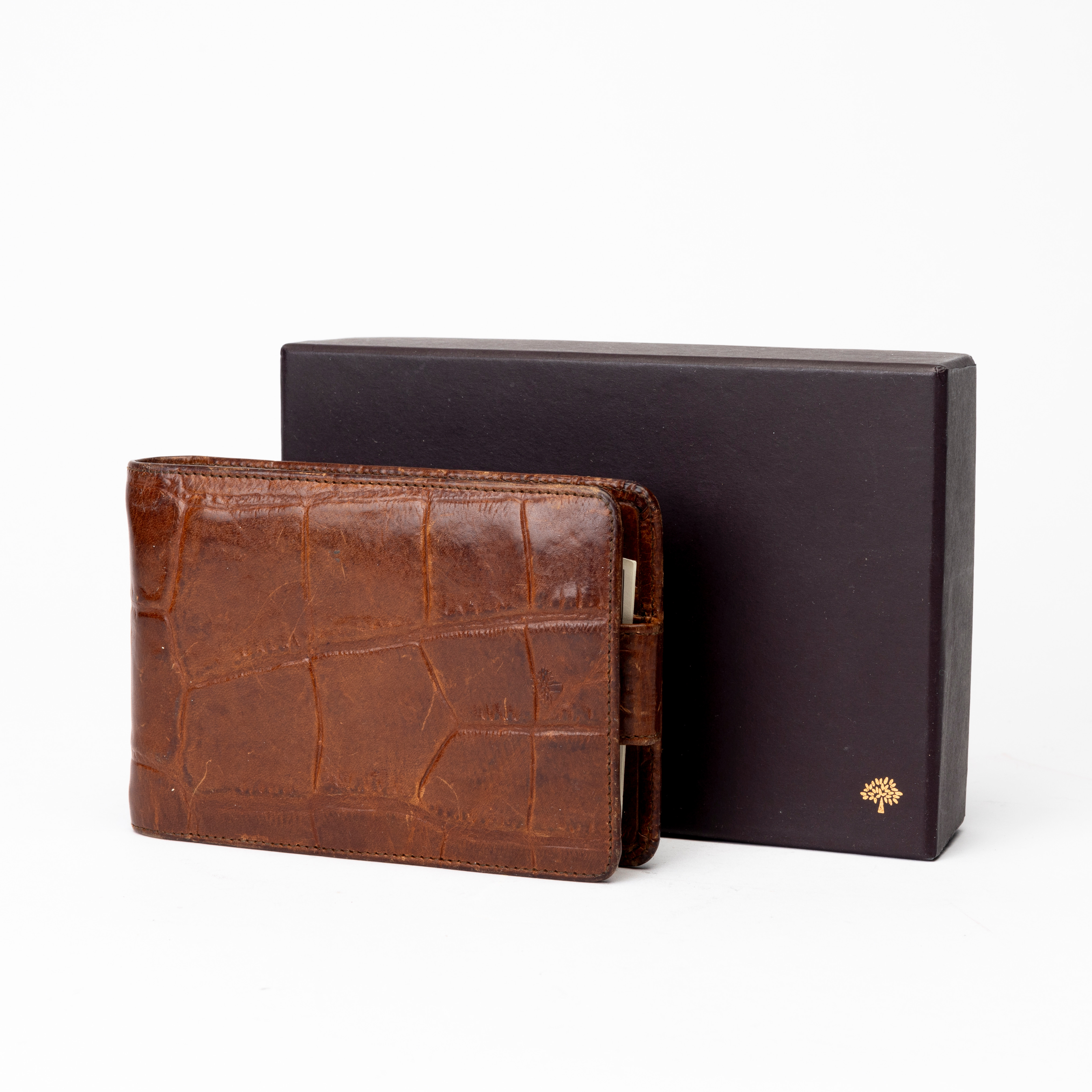 MULBERRY. Agenda, brunt krokidilpräglat läder. 2000-tal.