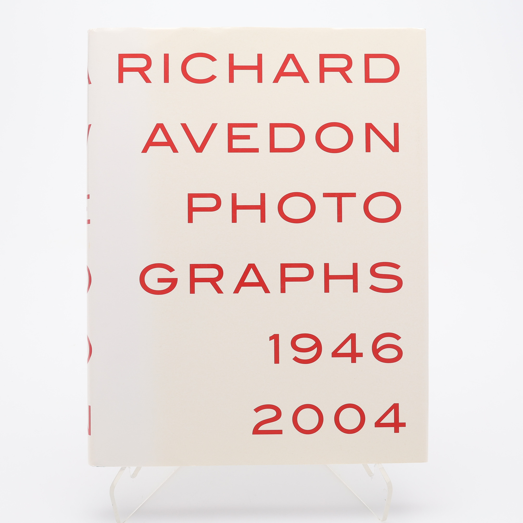 FOTO. DEN AMERIKANSKE FOTOGRAFEN RICHARD AVEDONS "PHOTOGRAPHS 1946-2004" UTGIVEN I SAMBAND MED EN UTSTÄLLNING PÅ LOUISIANA MUSEUM OF MODERN ART, 2007.