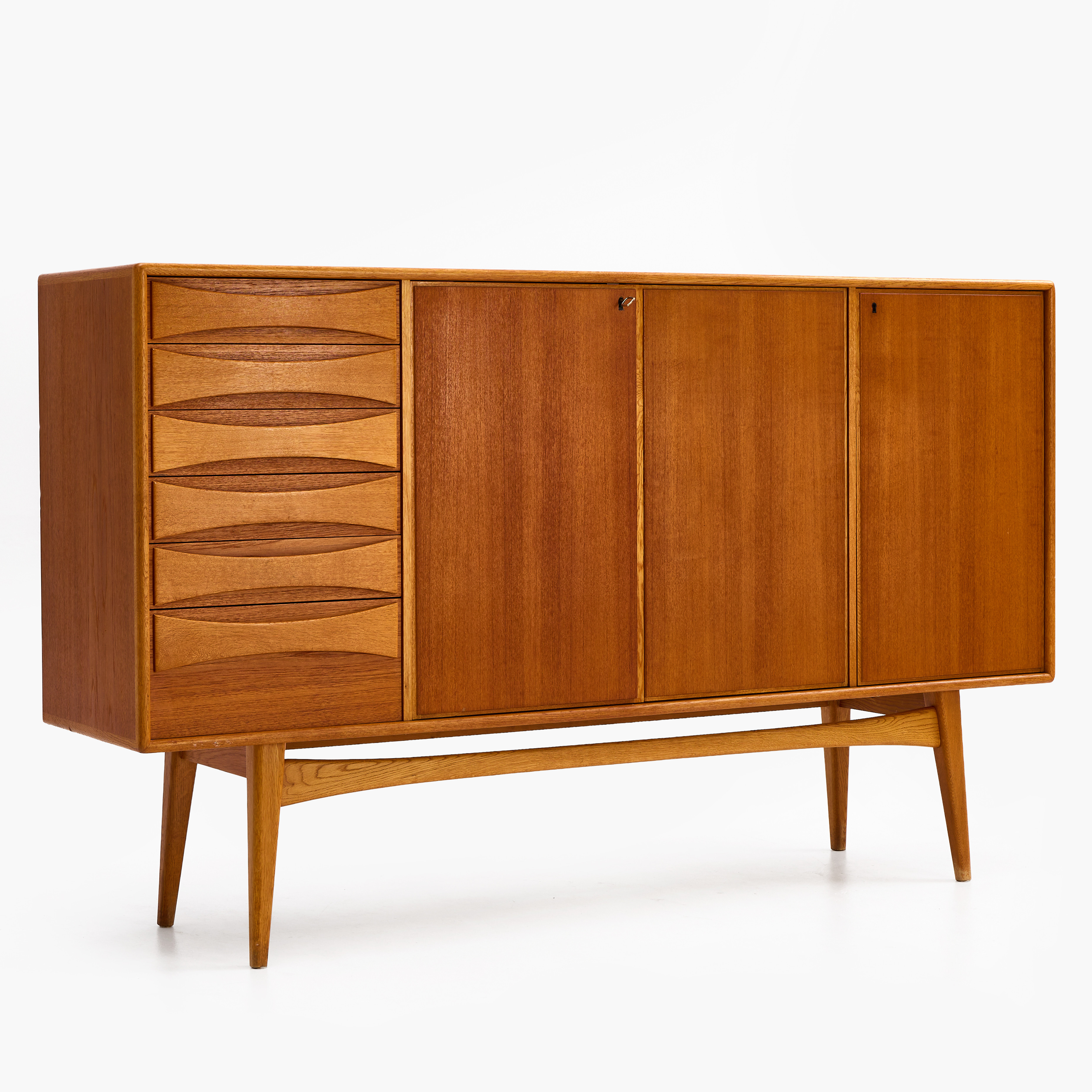 SIDEBOARD, AB Möbelfabriken Linden Horda, 1960-tal, fanerad i teak och ek.