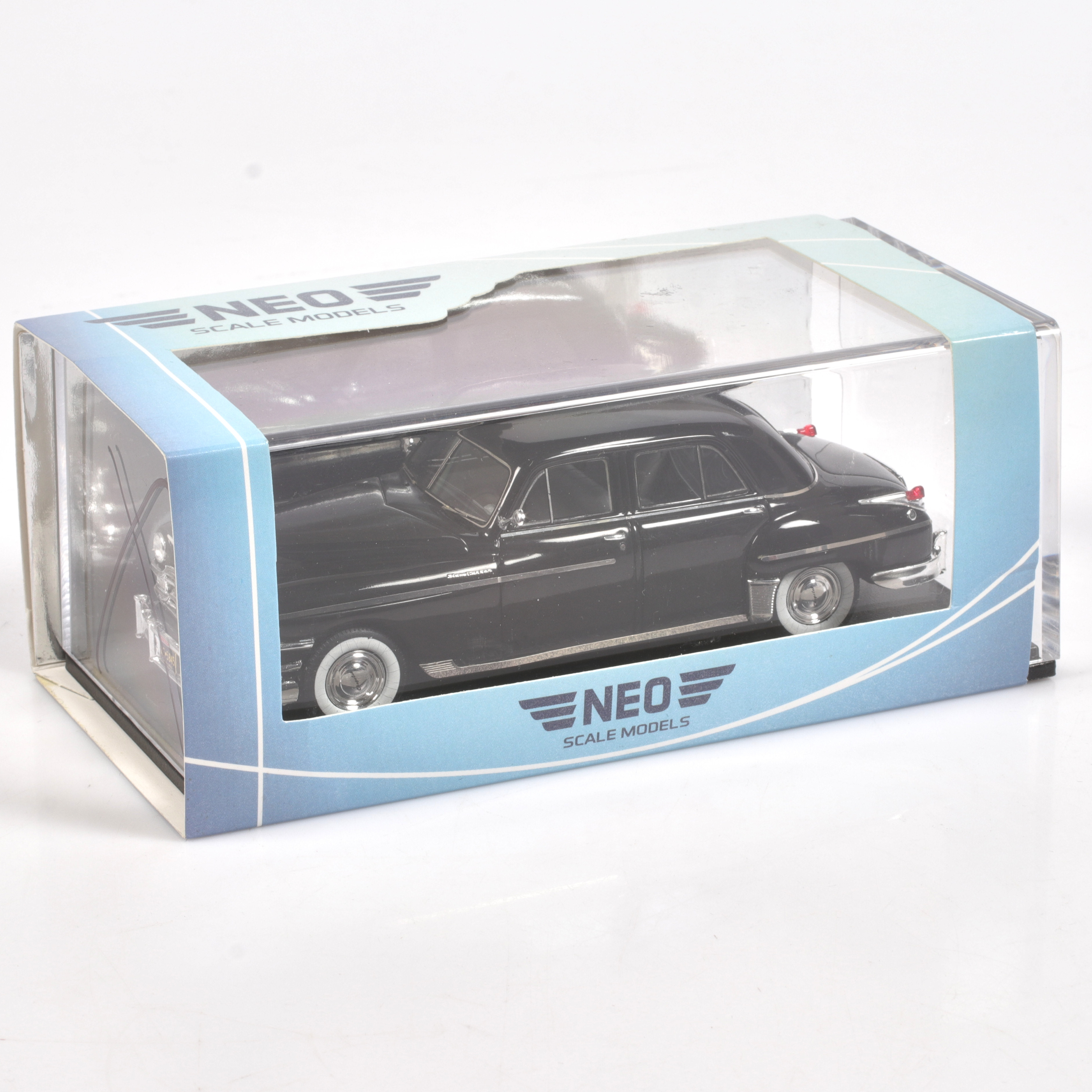 MODELLBIL, metall/resin, Chrysler New Yorker, 4 Door Sedan, 1949, NEO Models, skala 1:43.