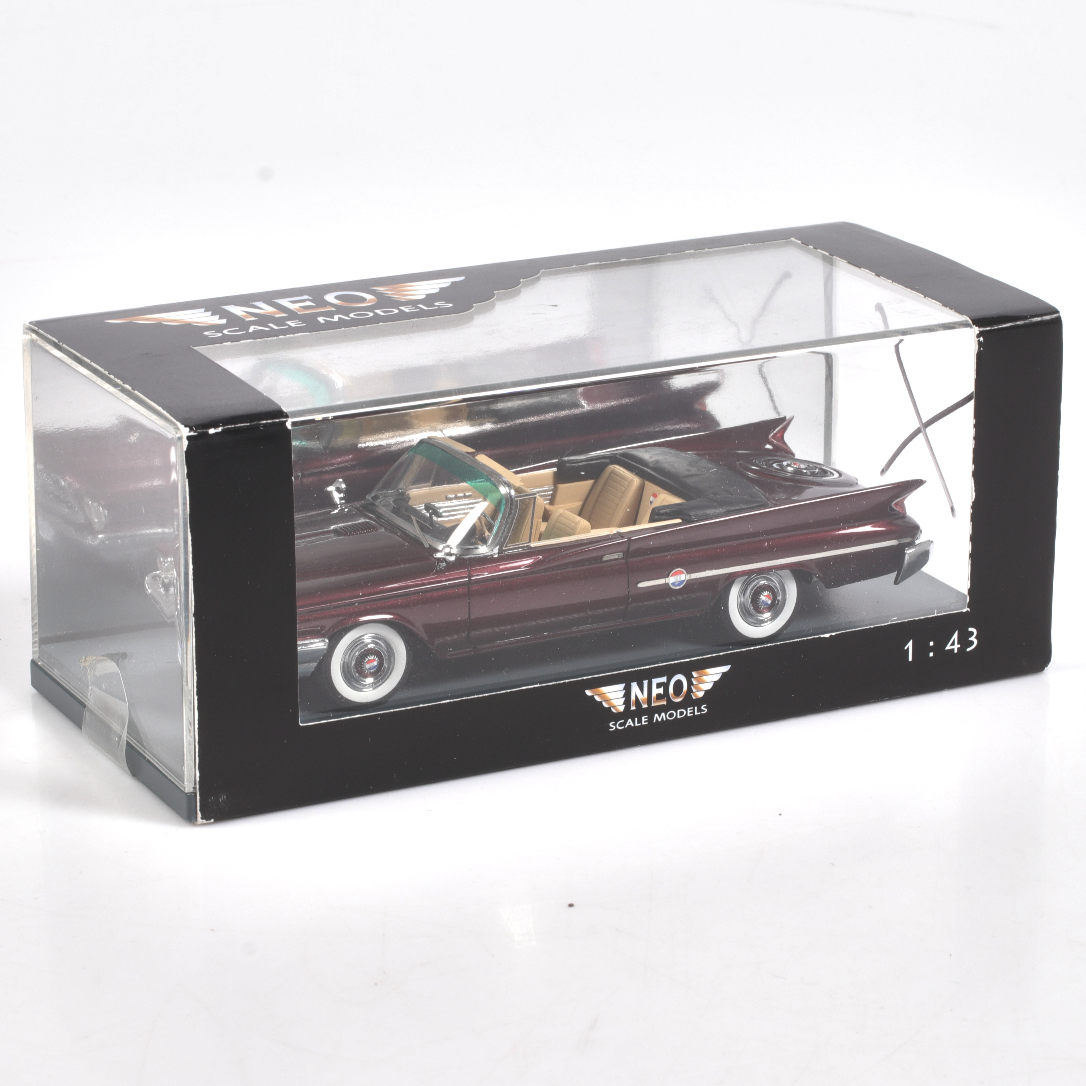 MODELLBIL, metall/resin, Chrysler 300 F, Convertible, NEO Models, skala 1:43.