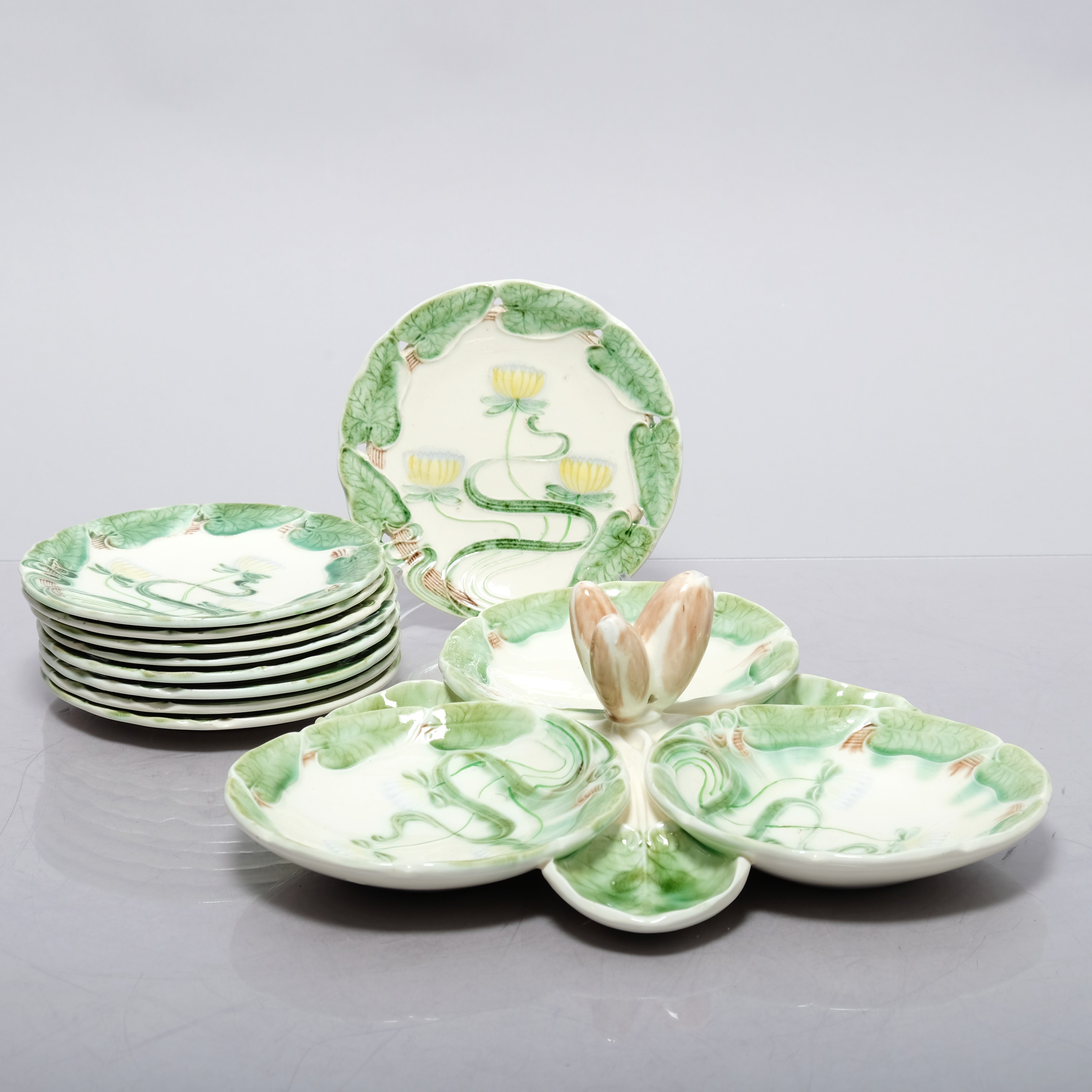 Villeroy & Boch Schramberg, "Water Lily" Omkring 1900-tal. 10 delar.