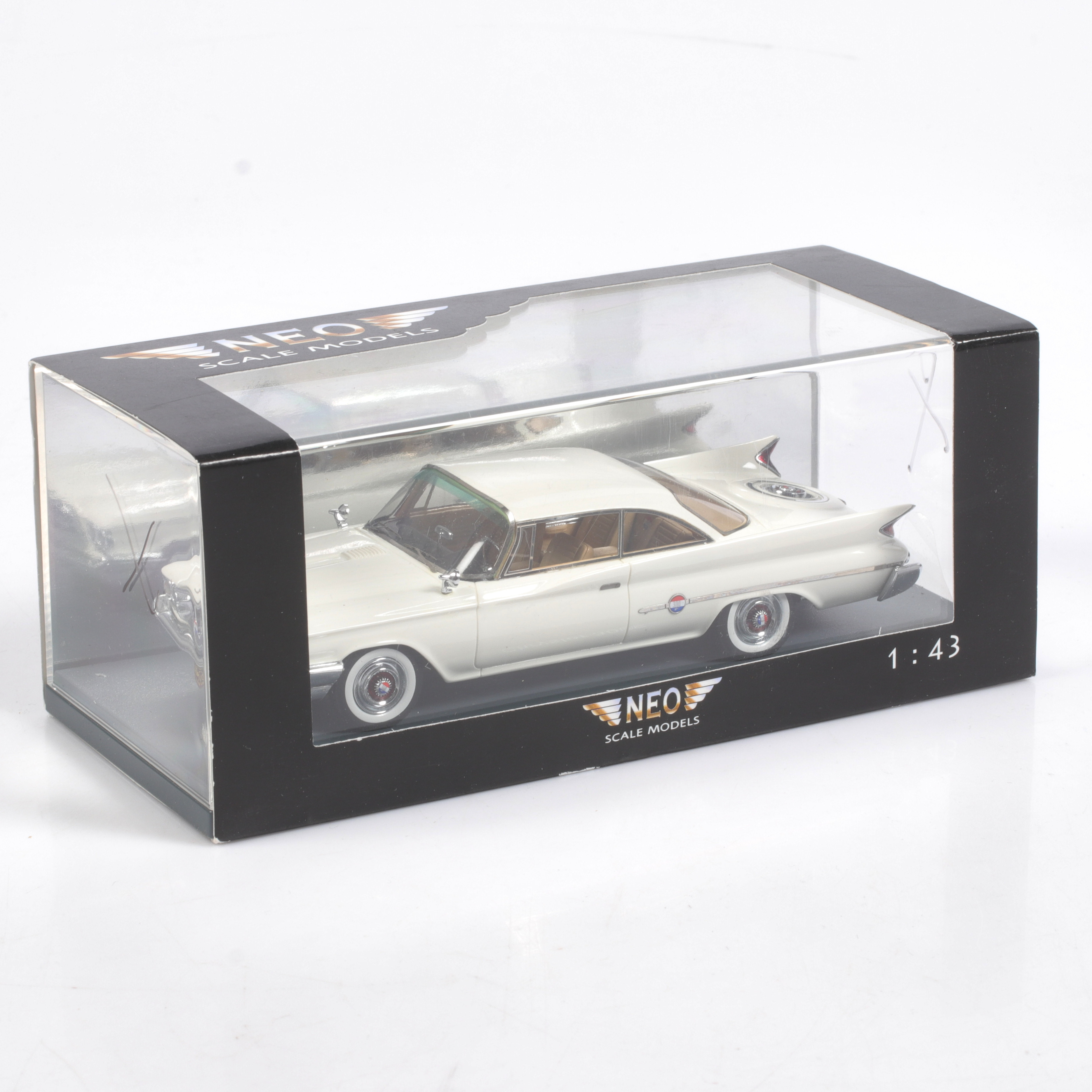 MODELLBIL, metall/resin, Chrysler 300F, NEO Models, skala 1:43.