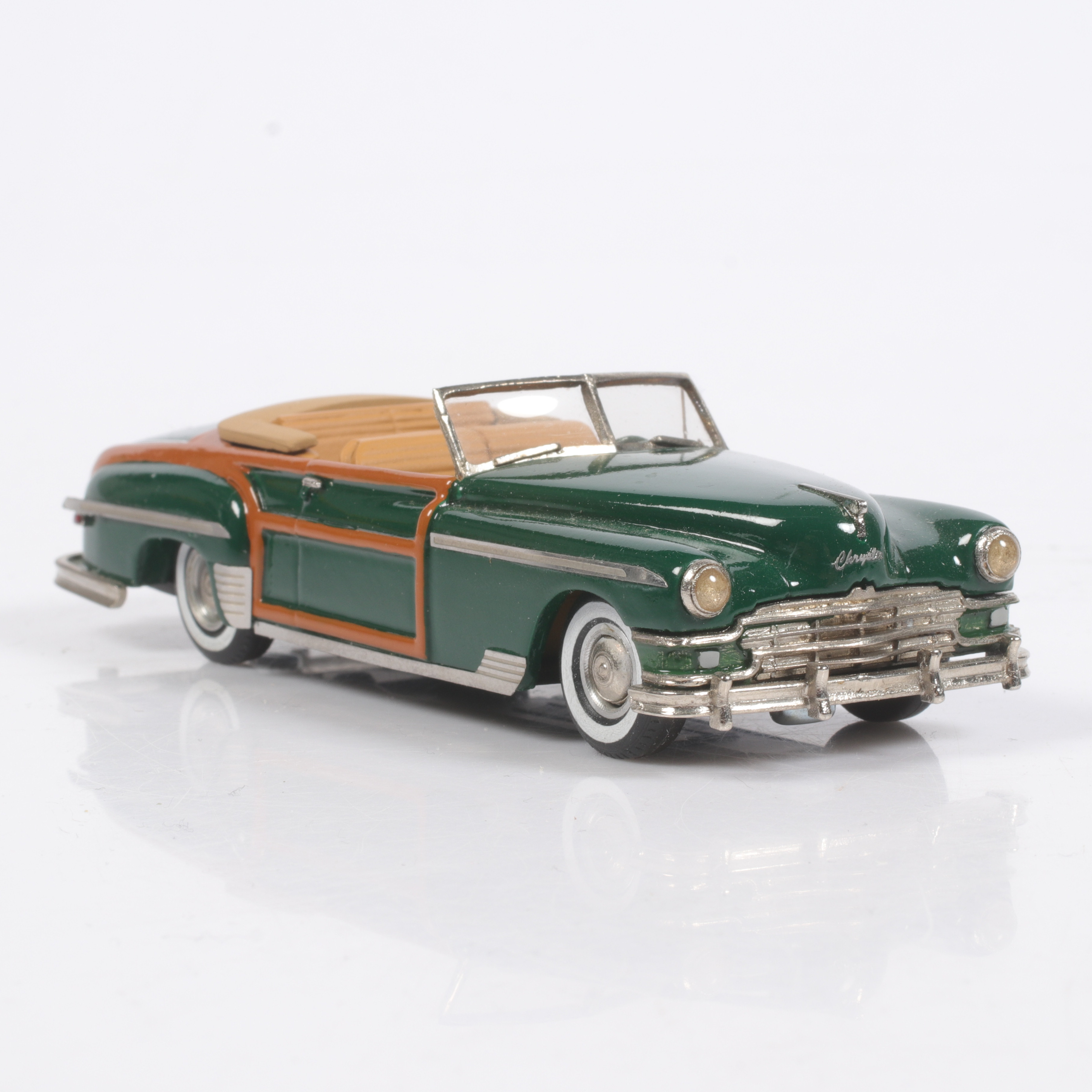 MODELLBIL, metall/resin, Chrysler Town & Country, 1949, Marque One Models, skala 1:43.