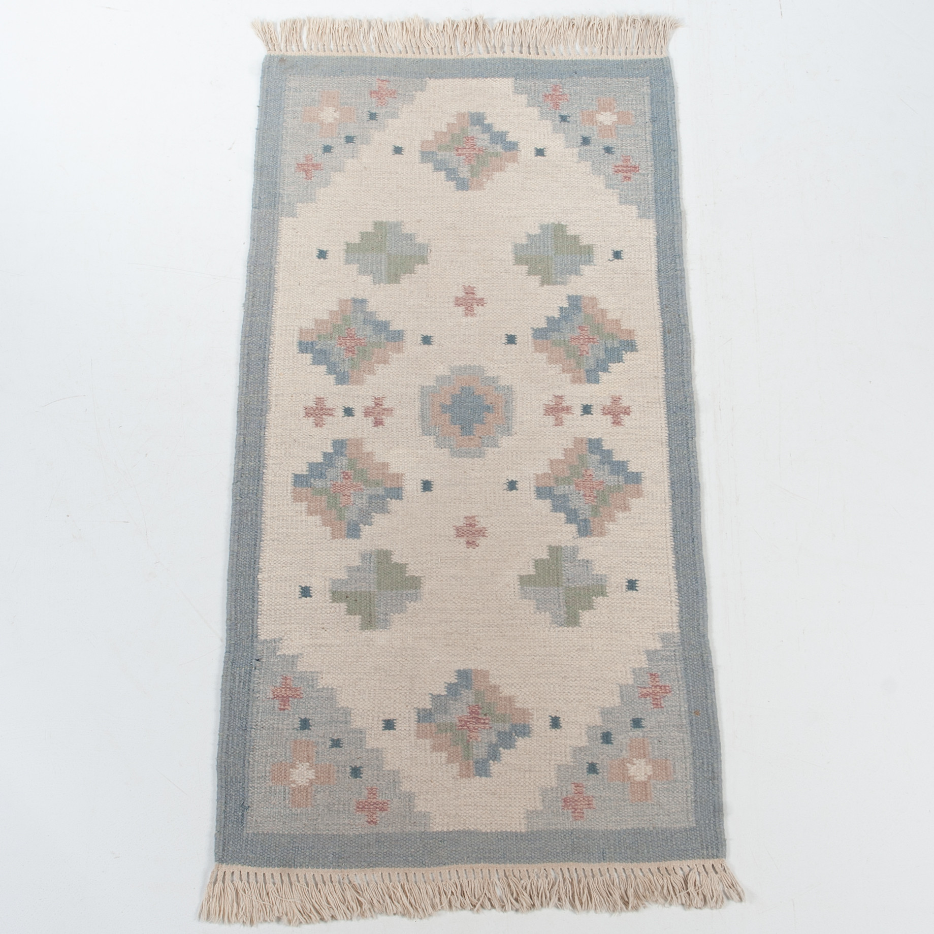 RÖLLAKANMATTA, handvävd, 1900-tal. 165 x 80.