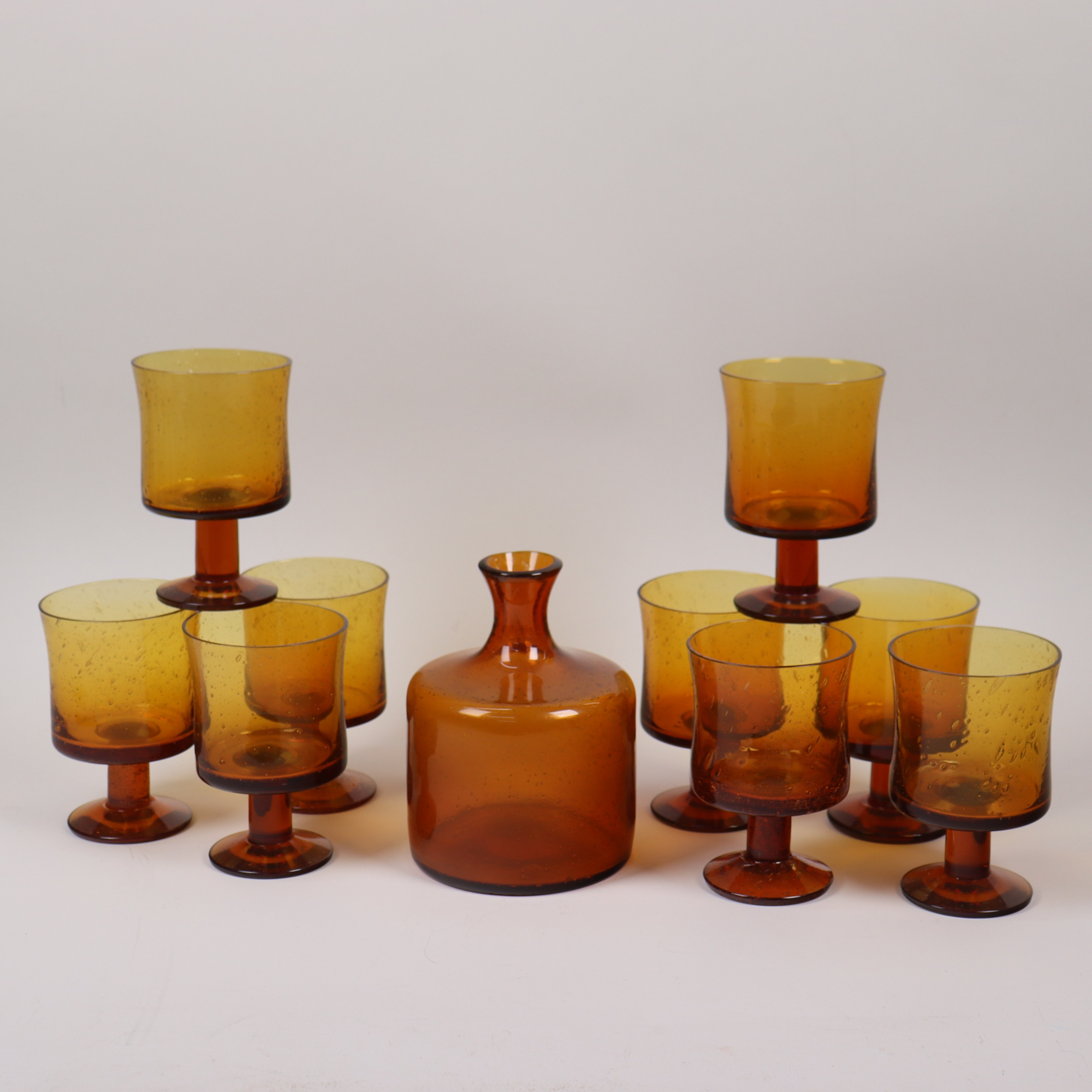 ERIK HÖGLUND. vinglas och karaff, 10 delar.