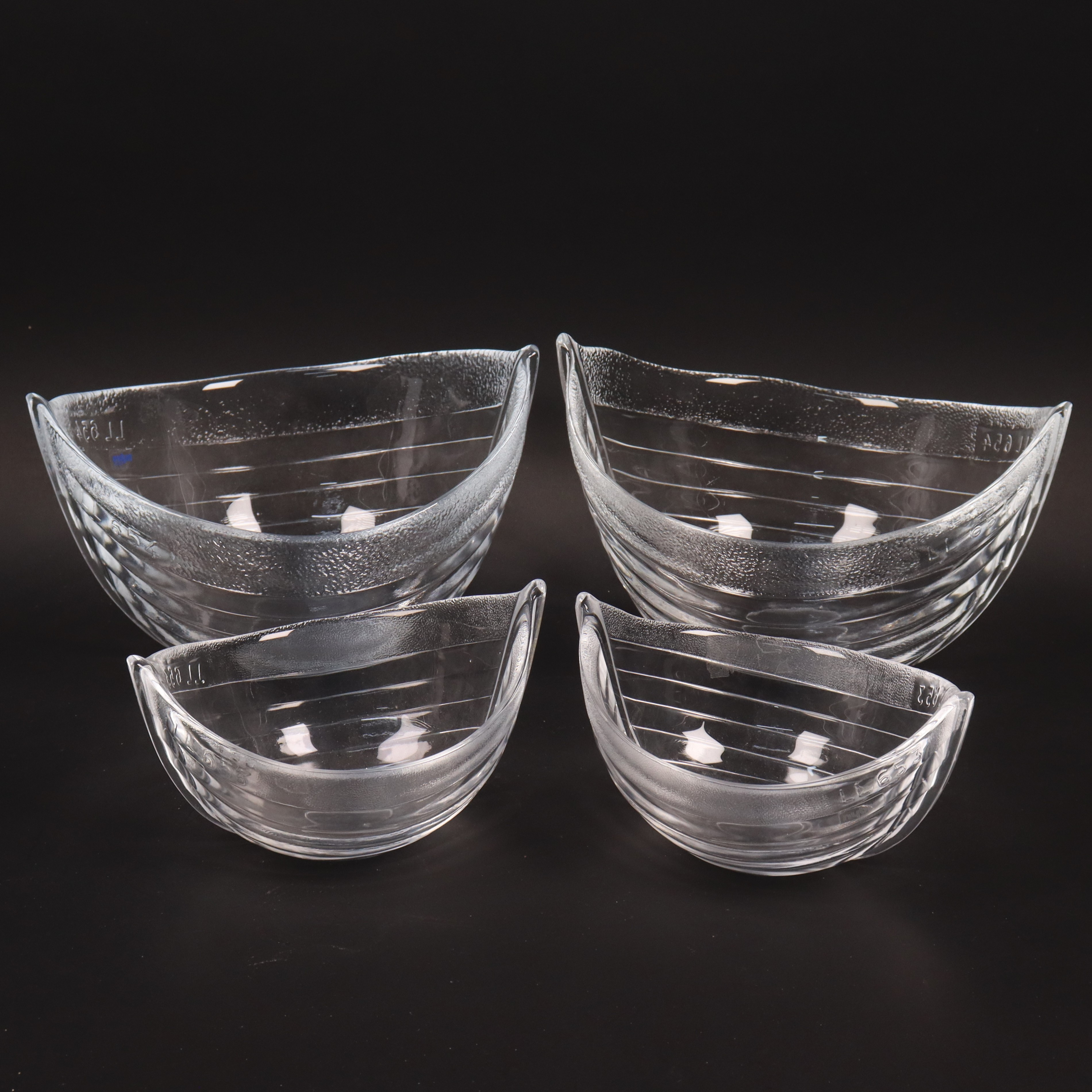 PAUL ISLING. Nybro Glasbruk, "Räktrålare" ur serien Bohus, skålar i glas, 4 delar.