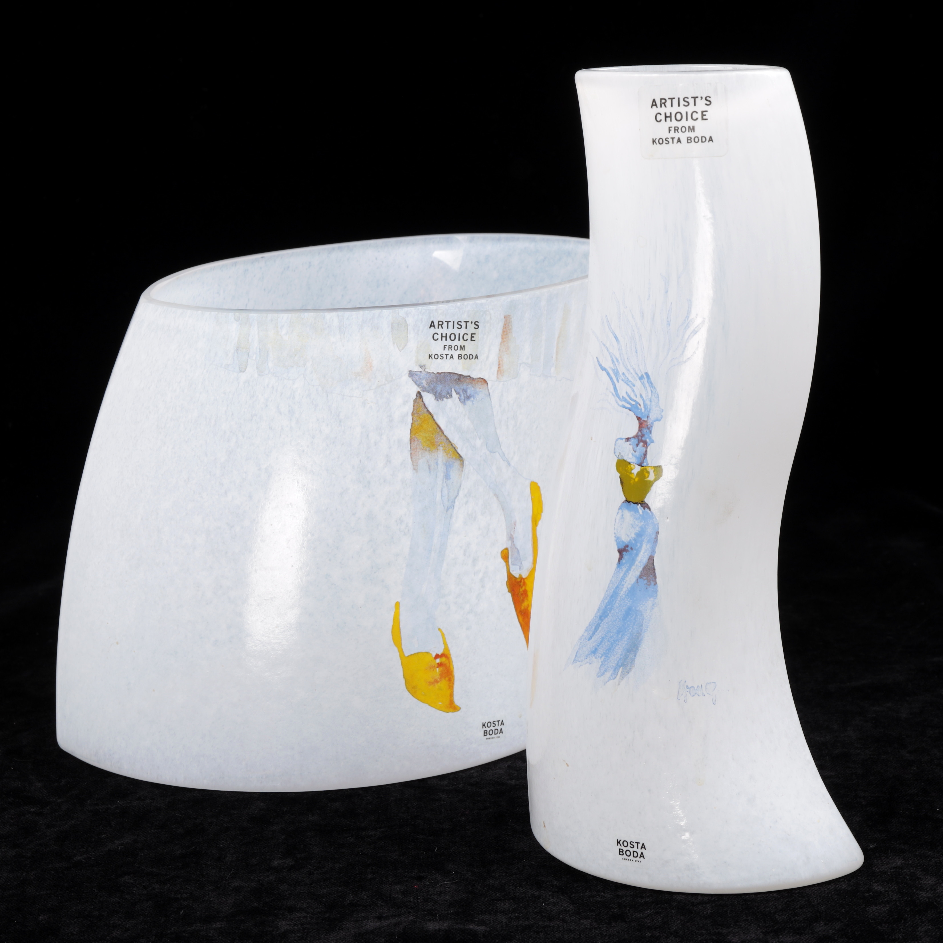 KJELL ENGMAN. "Catwalk", vaser, 2 st, glas, Kosta Boda, signerade.