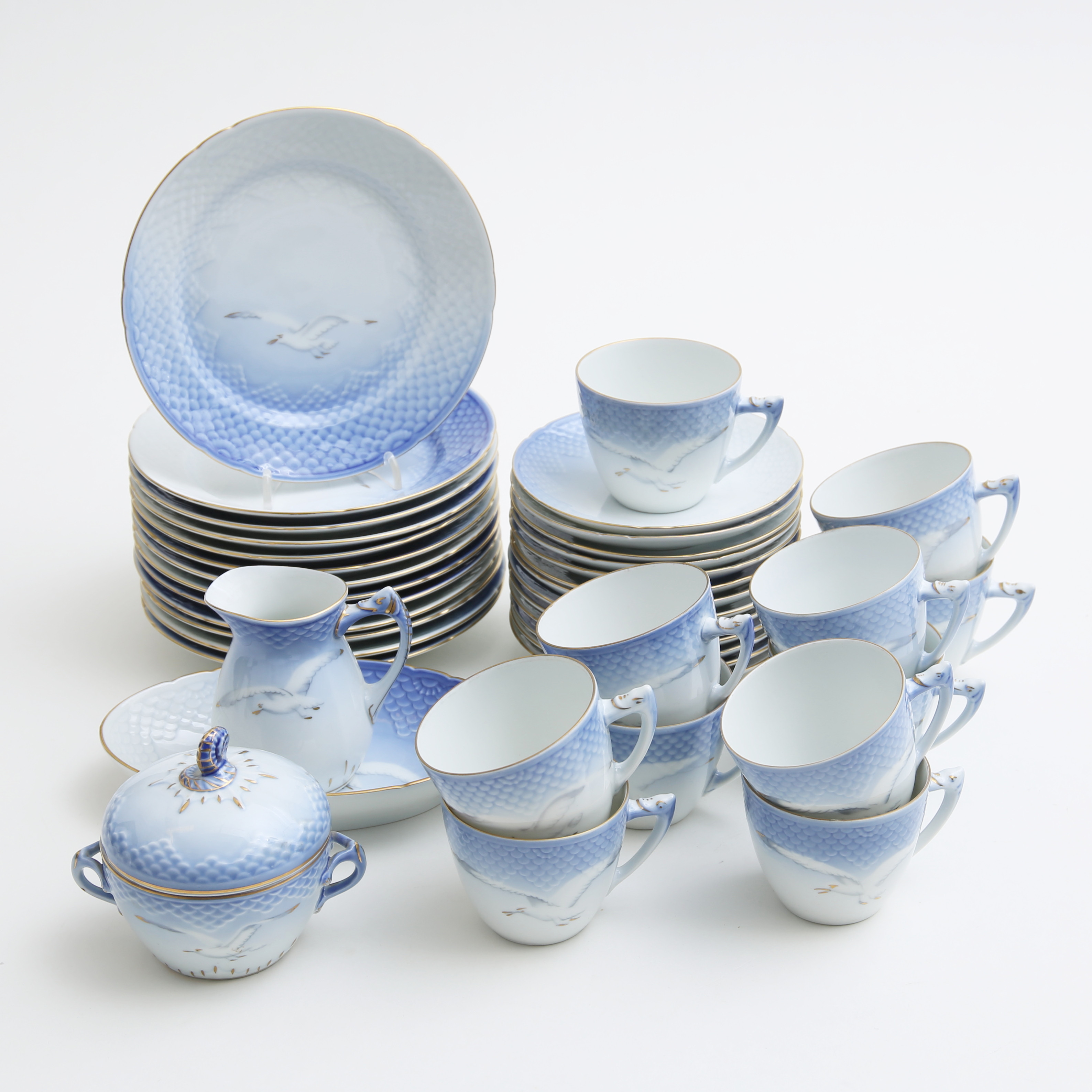 KAFFESERVISDELAR, 40 st, "Blå Måsen", Bing & Gröndahl.