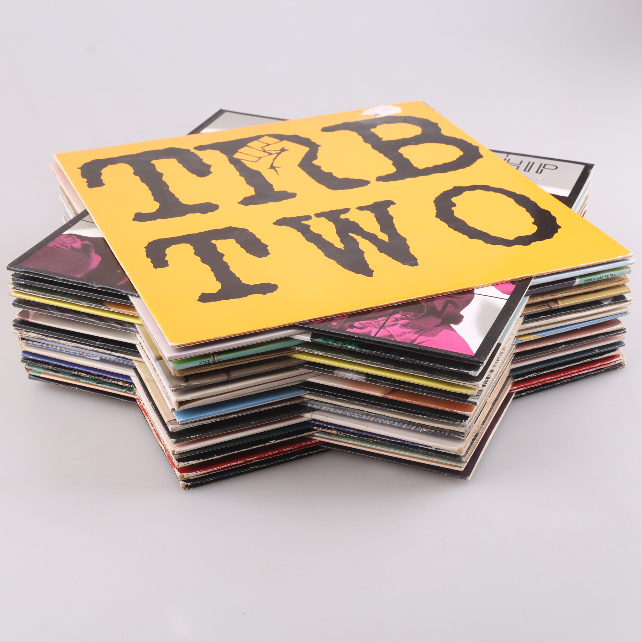 VINYLSKIVOR, 28 stycken, rock/pop.