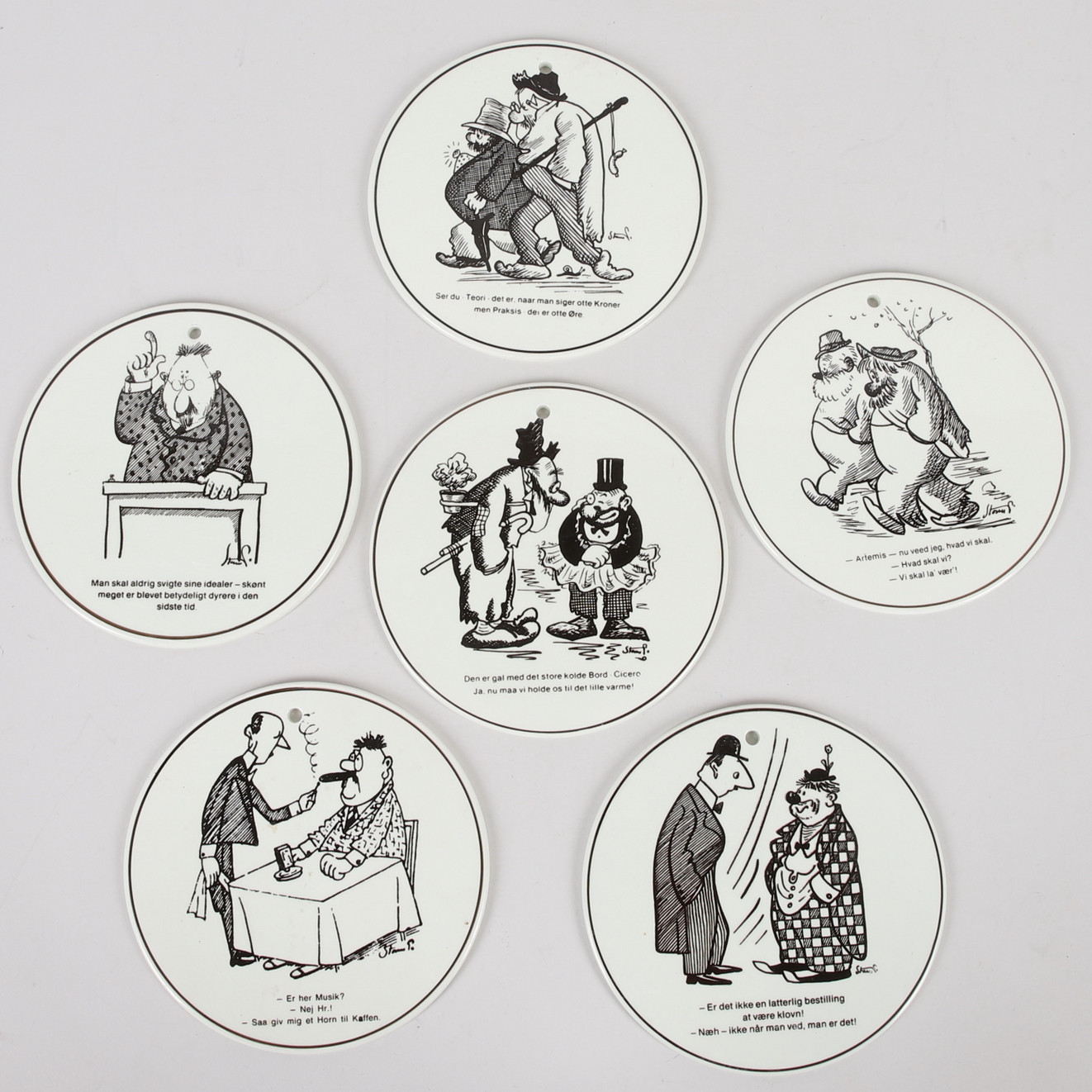 VÄGGPLAKETTER, 6 st, porslin, Torvald Gahlin, Storm P, Knabstrup, Danmark.