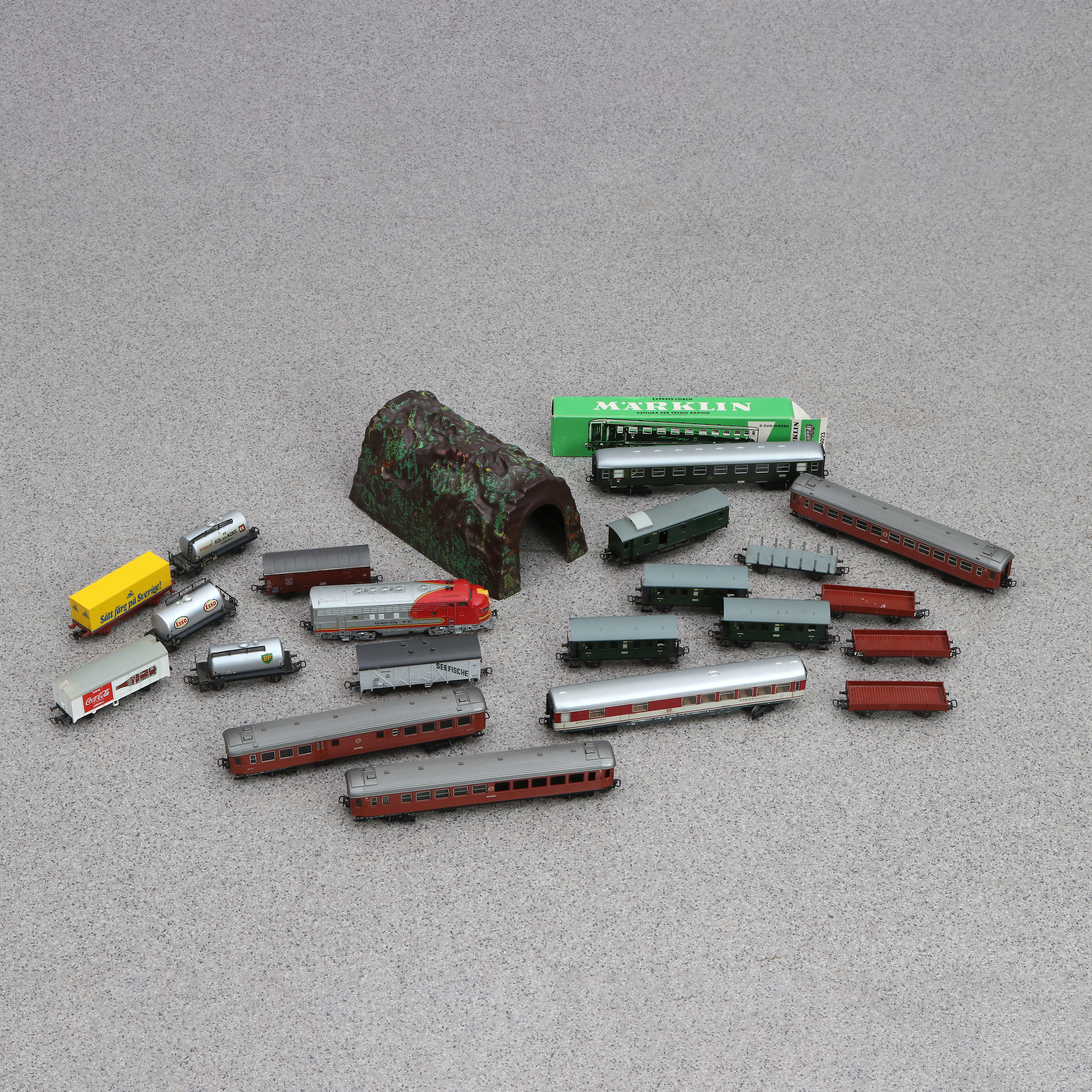 MÄRKLIN M.M, 21 DELAR. Skala H0.