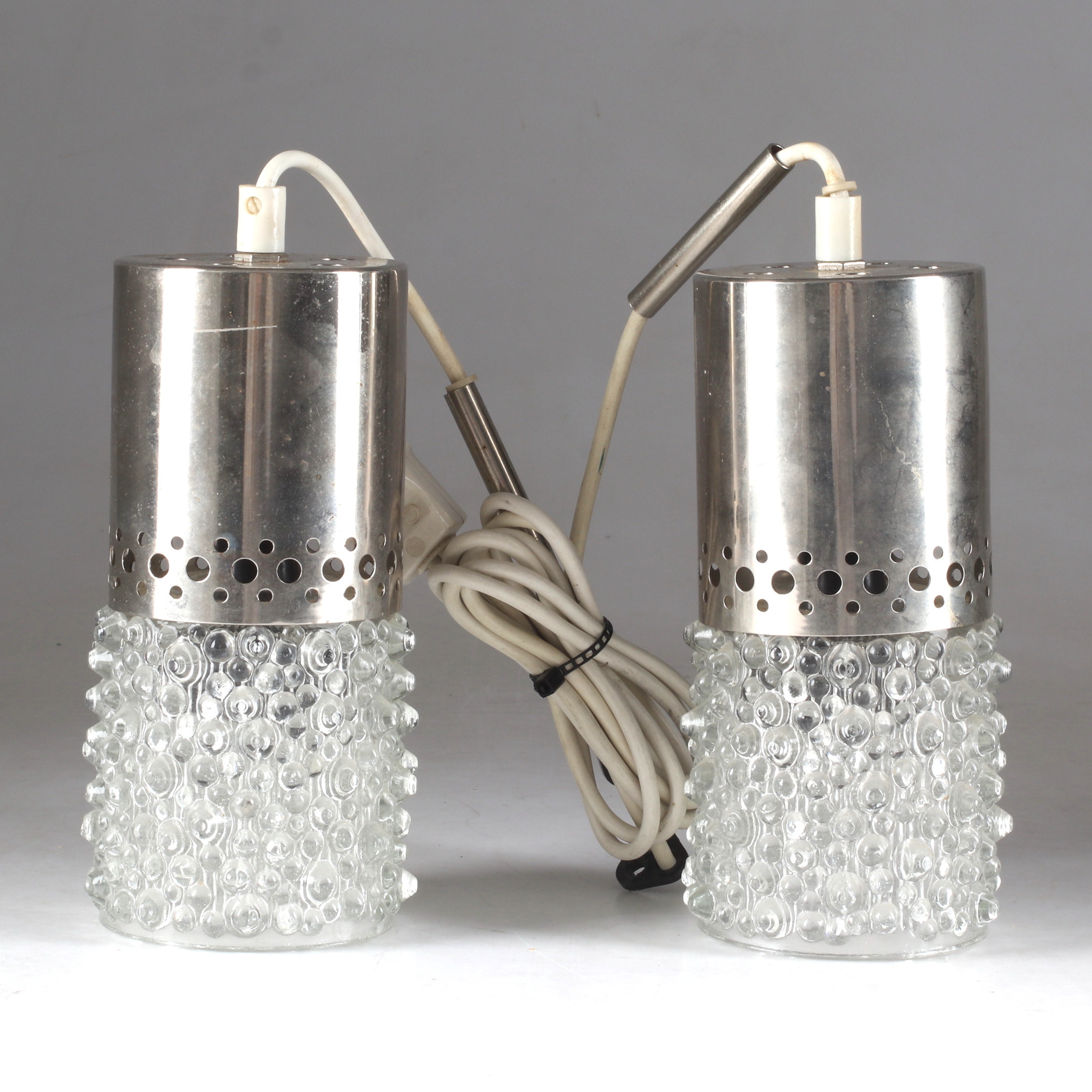 FÖNSTERLAMPOR, 2 par, krom, glas. 1970-tal.